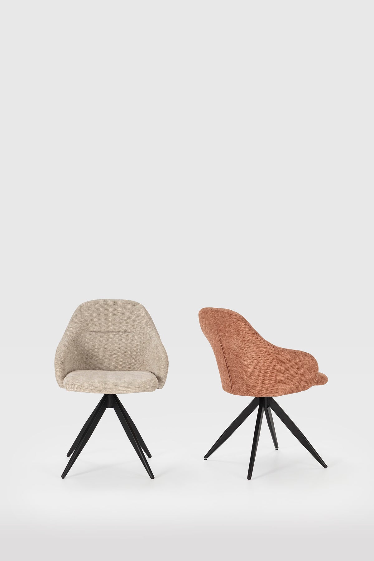 Set di 2 sedie girevoli con braccioli e struttura in metallo Tara 46x47 h84 cm