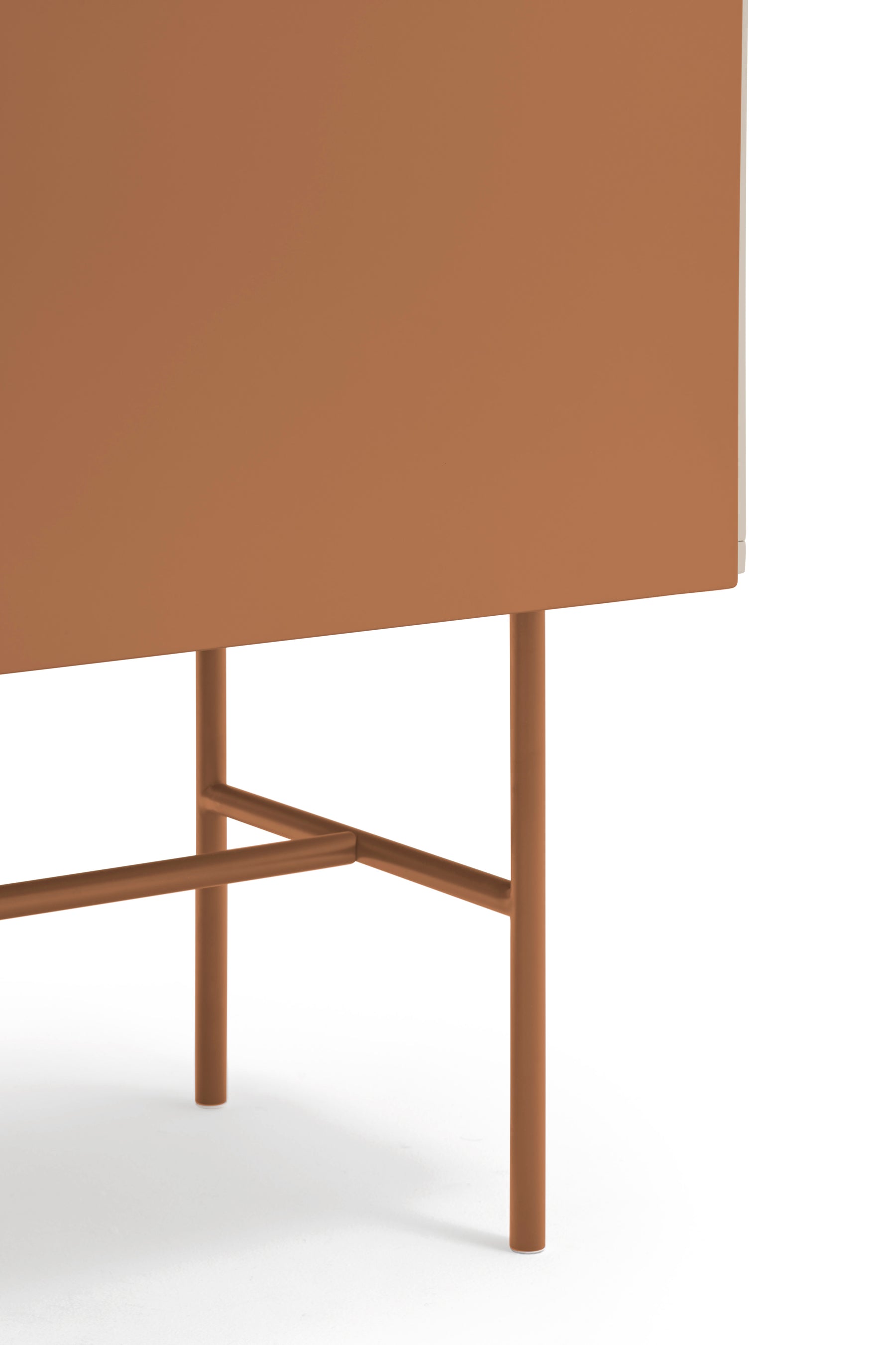 Cassettiera 3 cassetti e anta scorrevole laccata sabbia e terracotta Nube di Teulat 140x91 cm