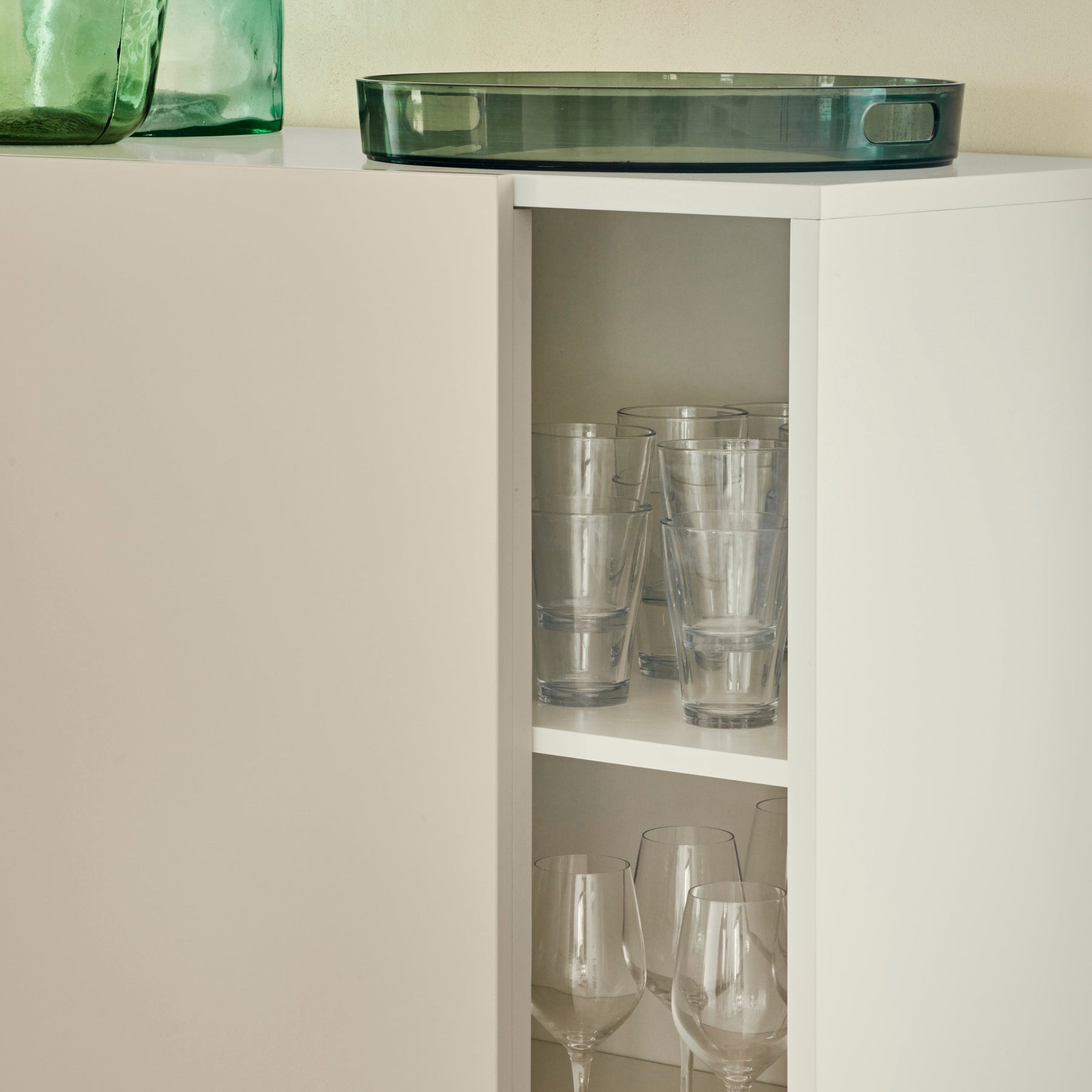 Credenza 4 cassetti anta scorrevole crema e sabbia Nube di Teulat 120x140