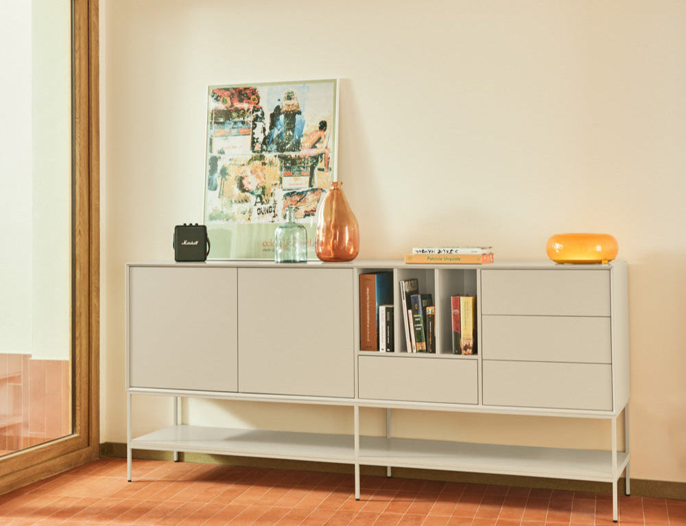 Madia 2 ante 4 cassetti con gambe in metallo Platt 220x98 cm