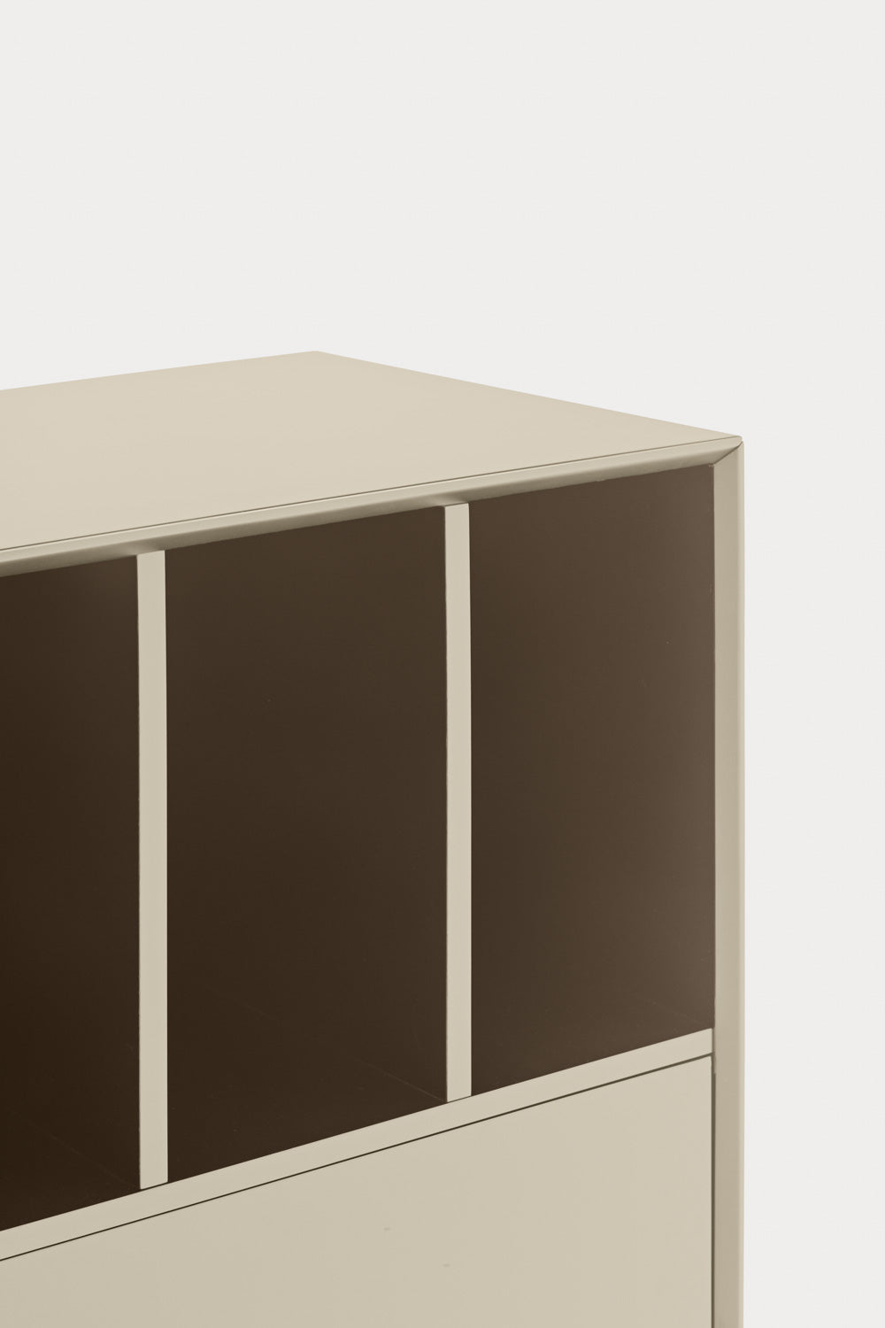Madia 2 ante 1 cassetto con gambe in metallo Platt 166x98 cm