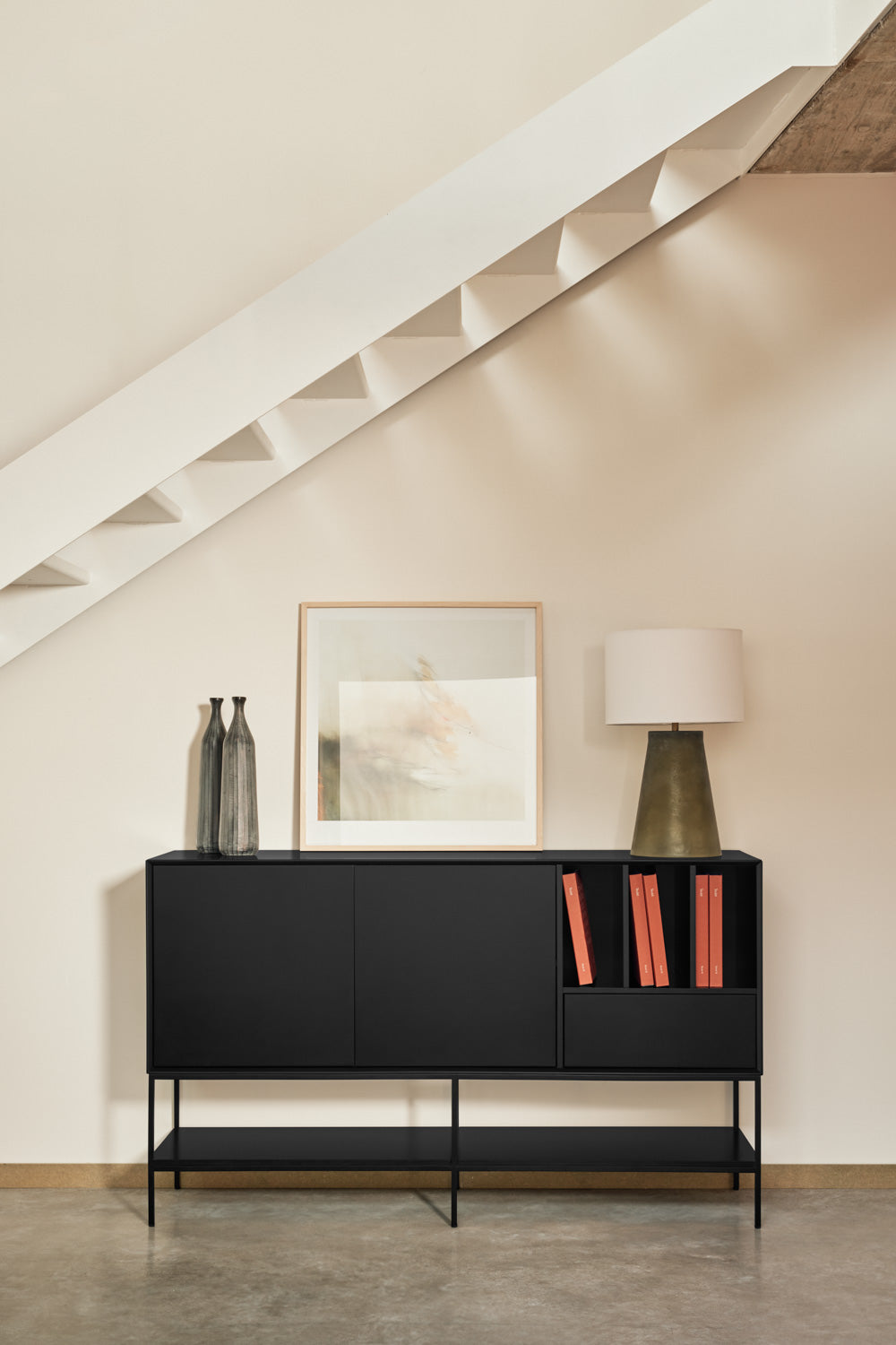 Madia 2 ante 1 cassetto con gambe in metallo Platt 166x98 cm