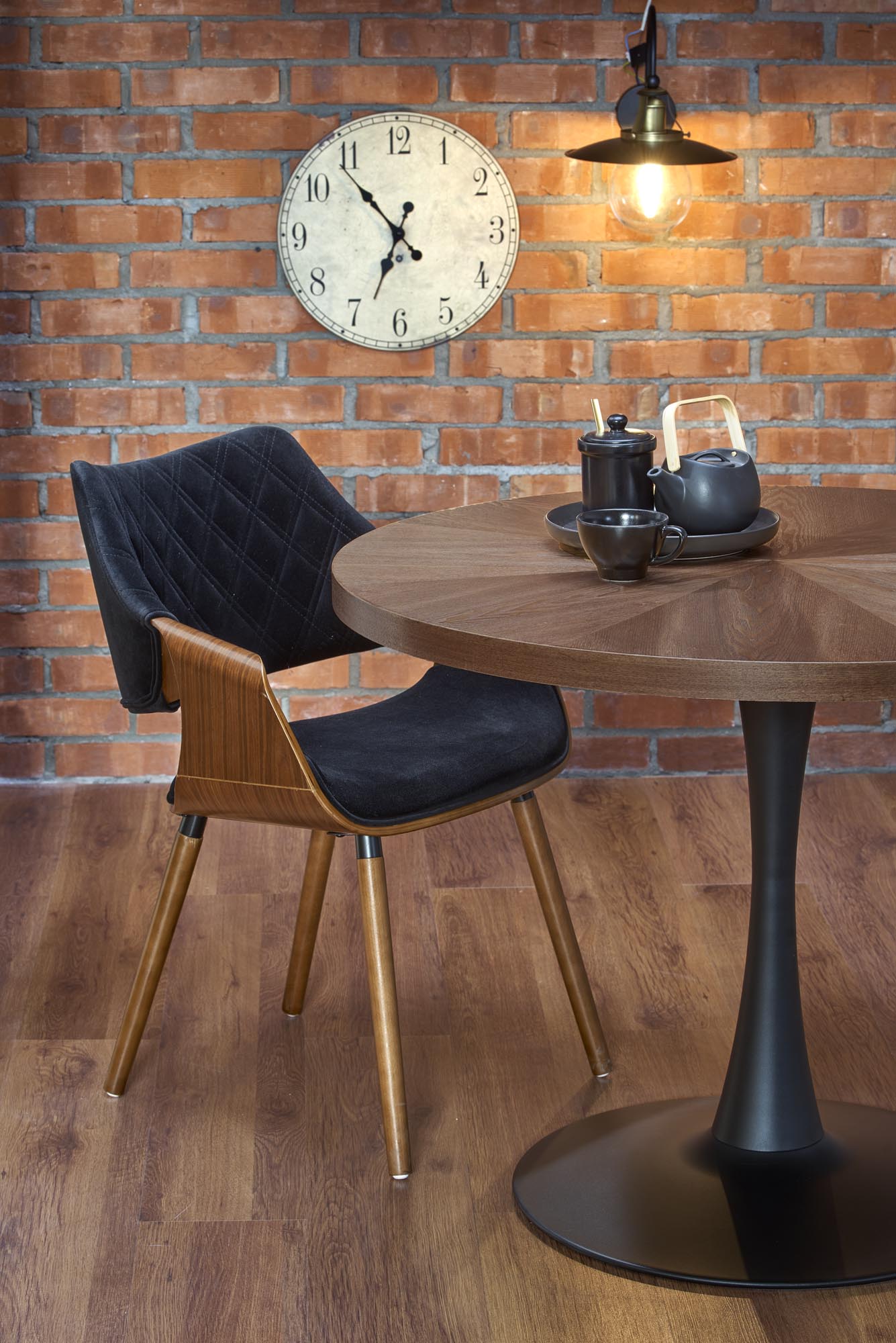 Tavolo rotondo per 4 persone rovere Orbis 100x75 cm