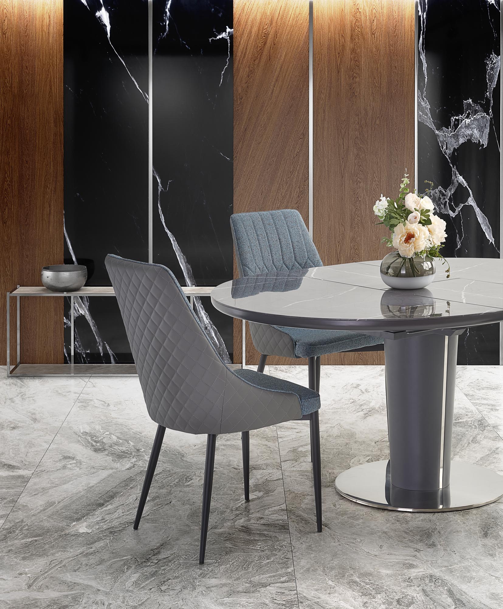Tavolo allungabile per 6/8 persone marmo Kronos 120/160x120 cm