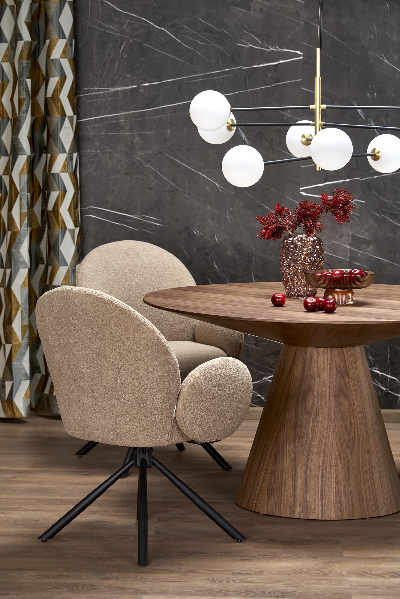 Tavolo rotondo per 4 persone rovere Topazio 136x78 cm