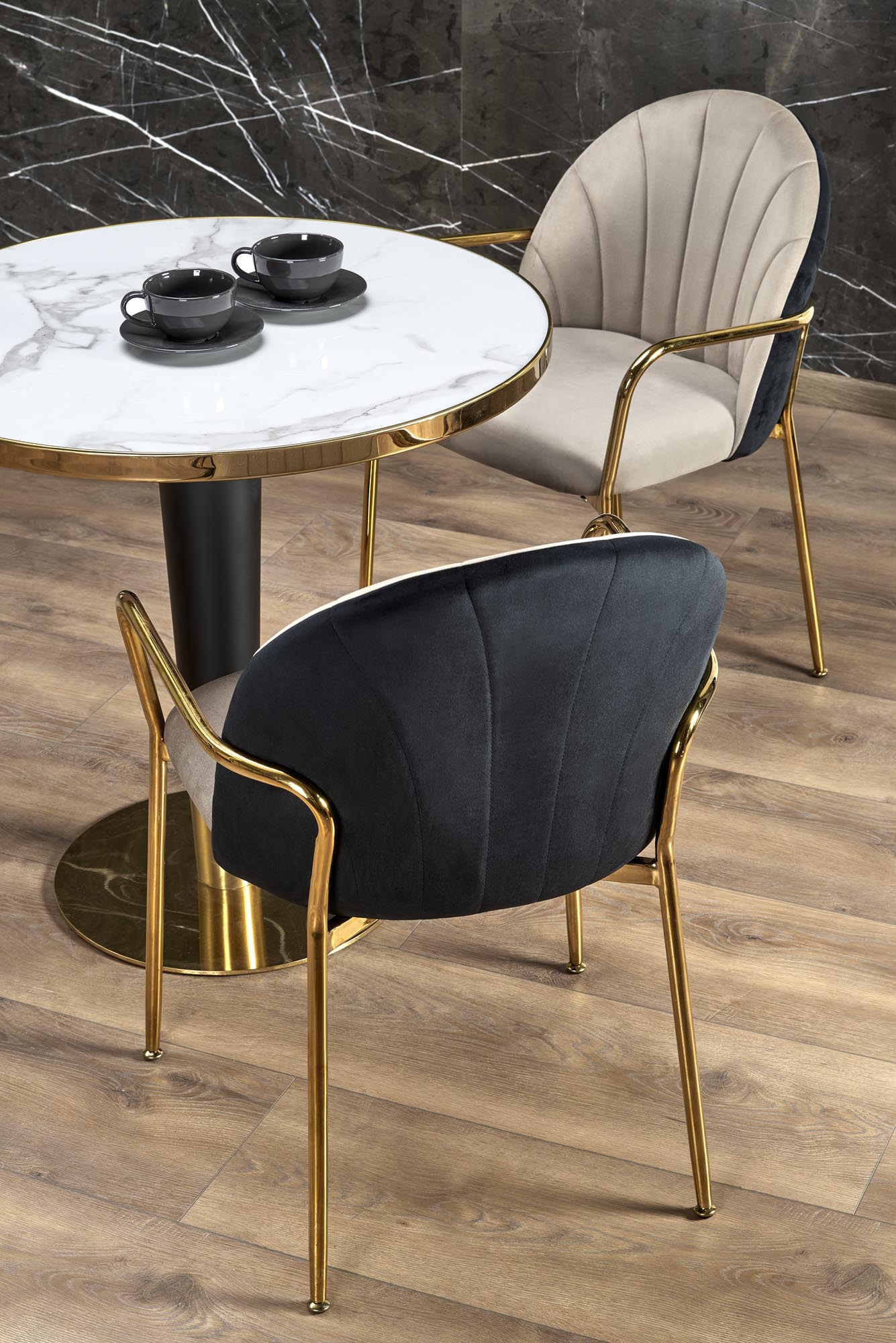 Tavolo rotondo per 4 persone rovere Tenebris 120x78 cm