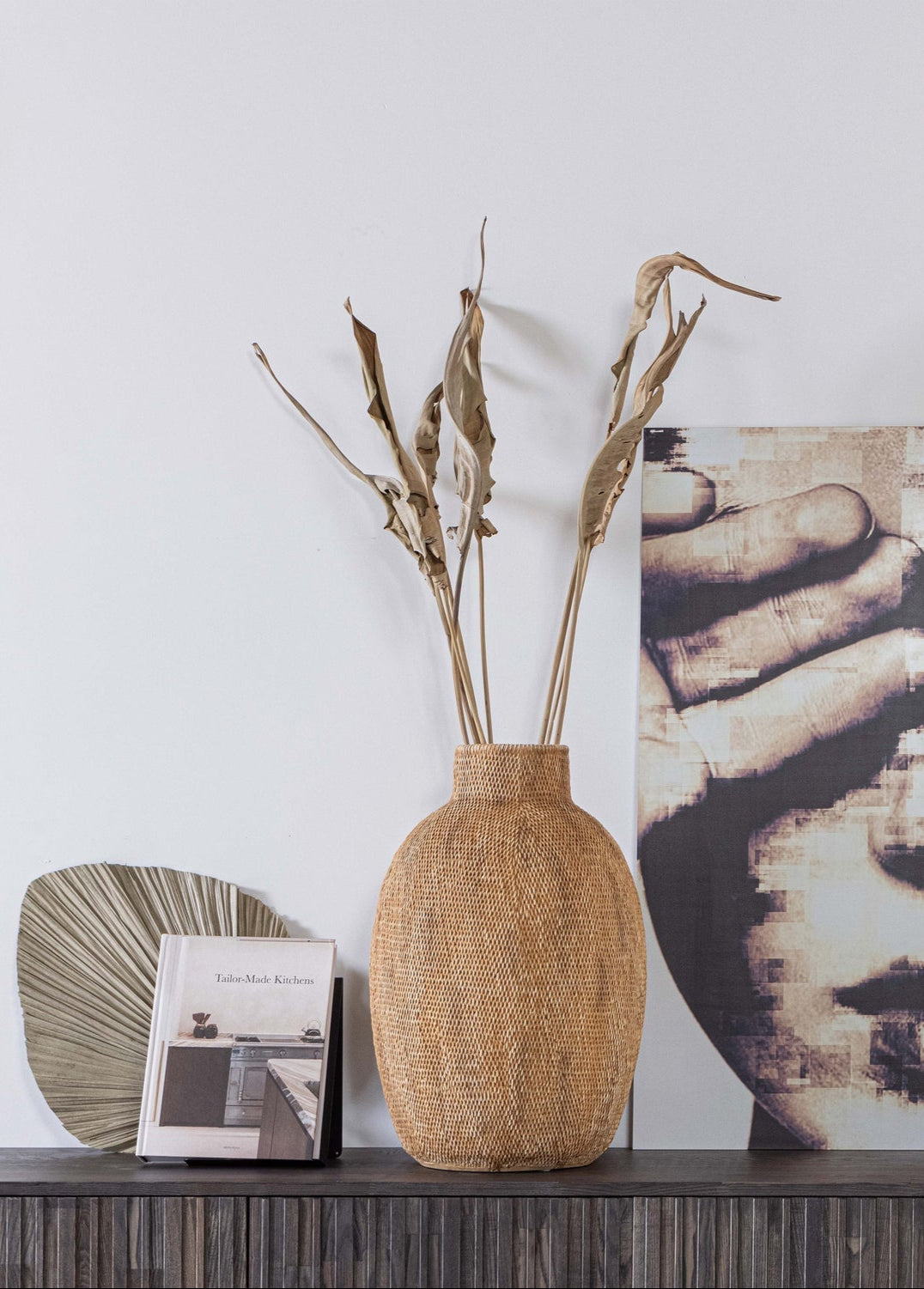 Mobile TV 3 ante in legno di frassino Gravure 56x150 cm