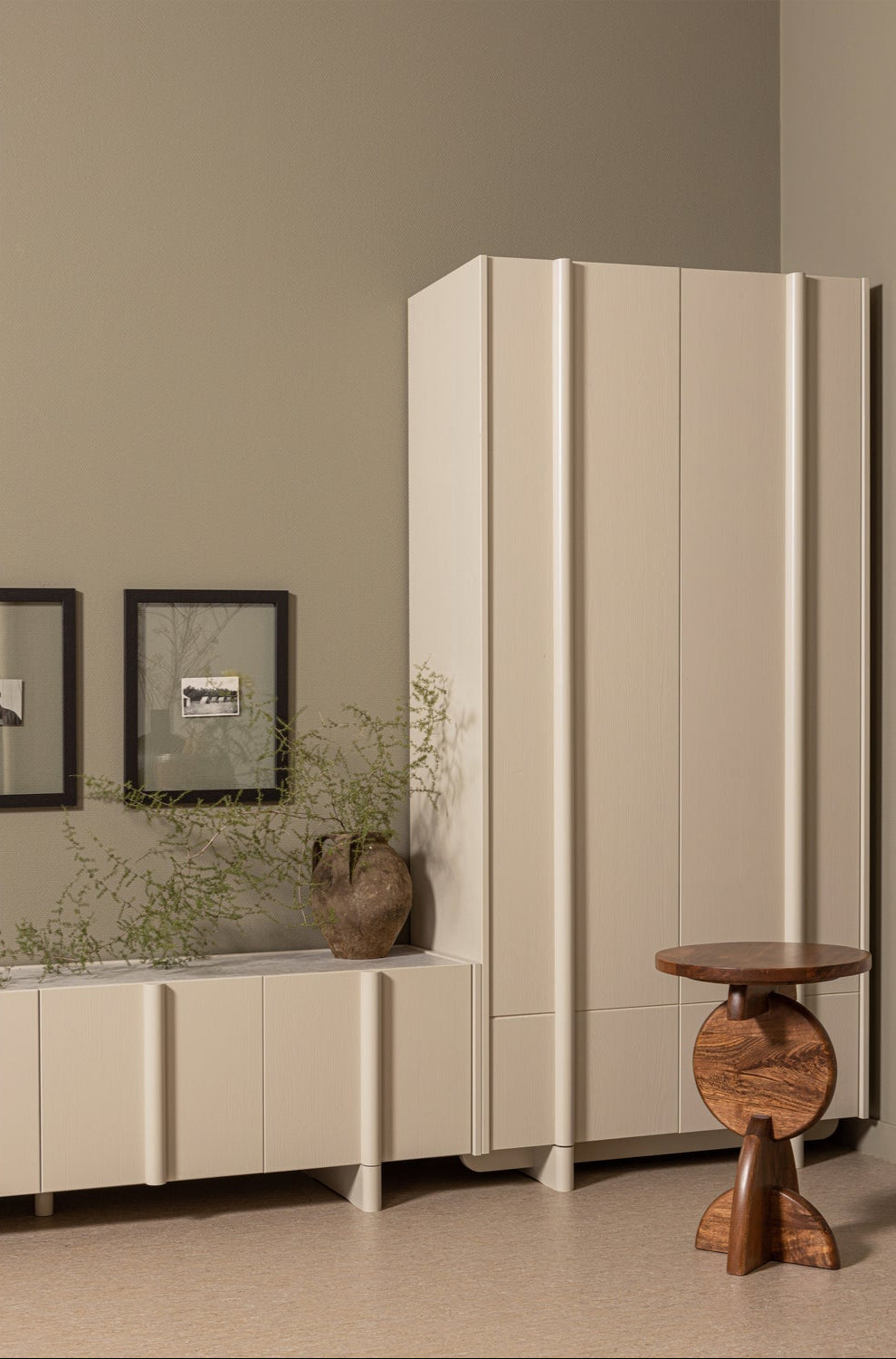 Mobile TV 4 ante in legno di pino Basu 53x200 cm