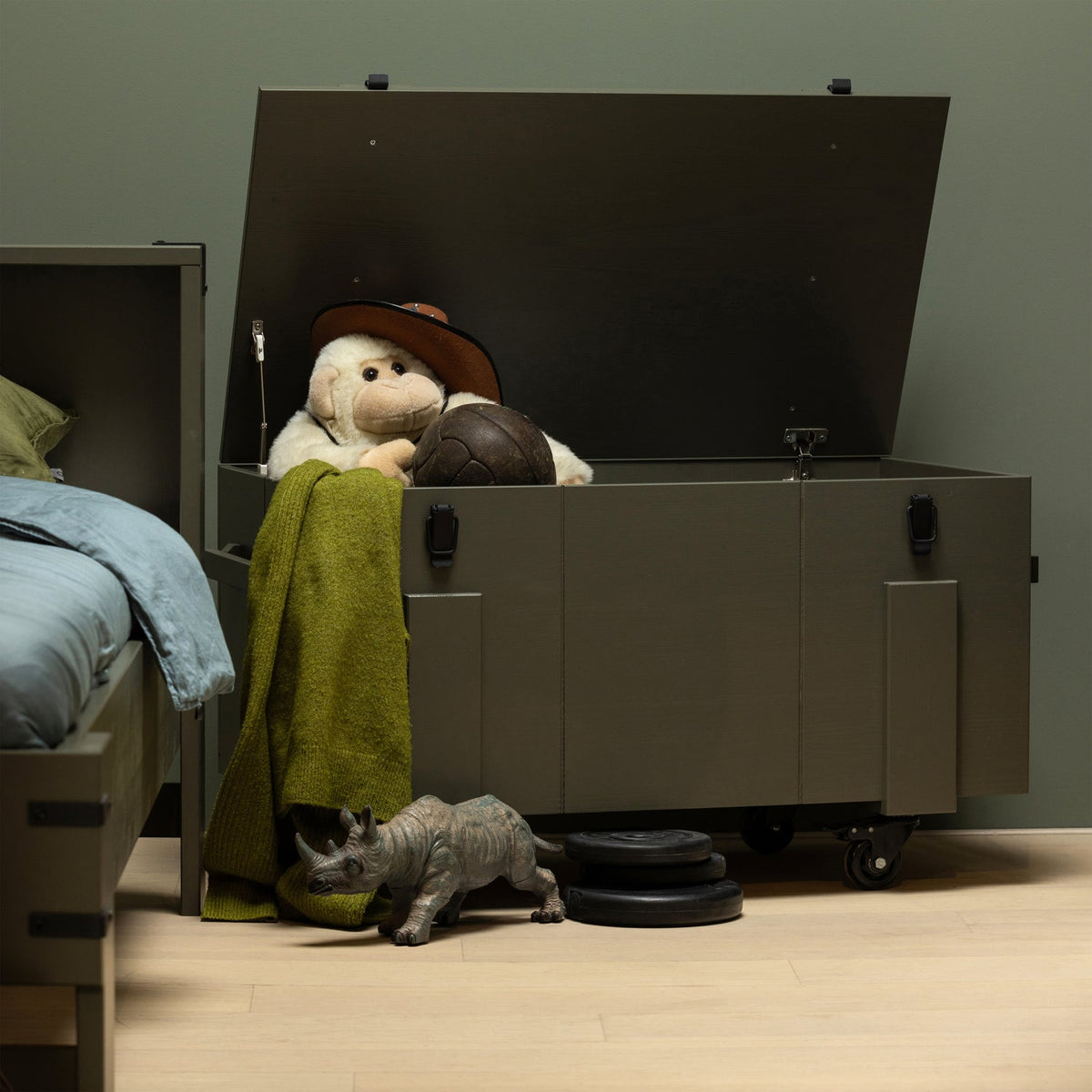 Baule in pino verde foresta Bobby 55x100 cm