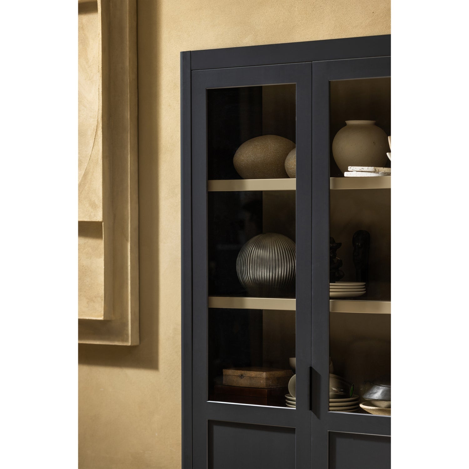 Vetrina 2 ante in legno di pino Gunnar 120x217 cm