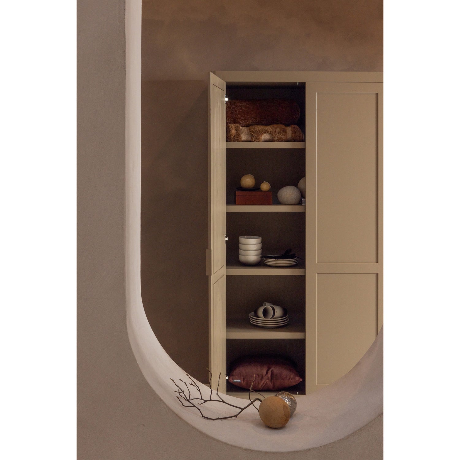 Armadio 2 ante in legno di pino Gunnar 120x217 cm