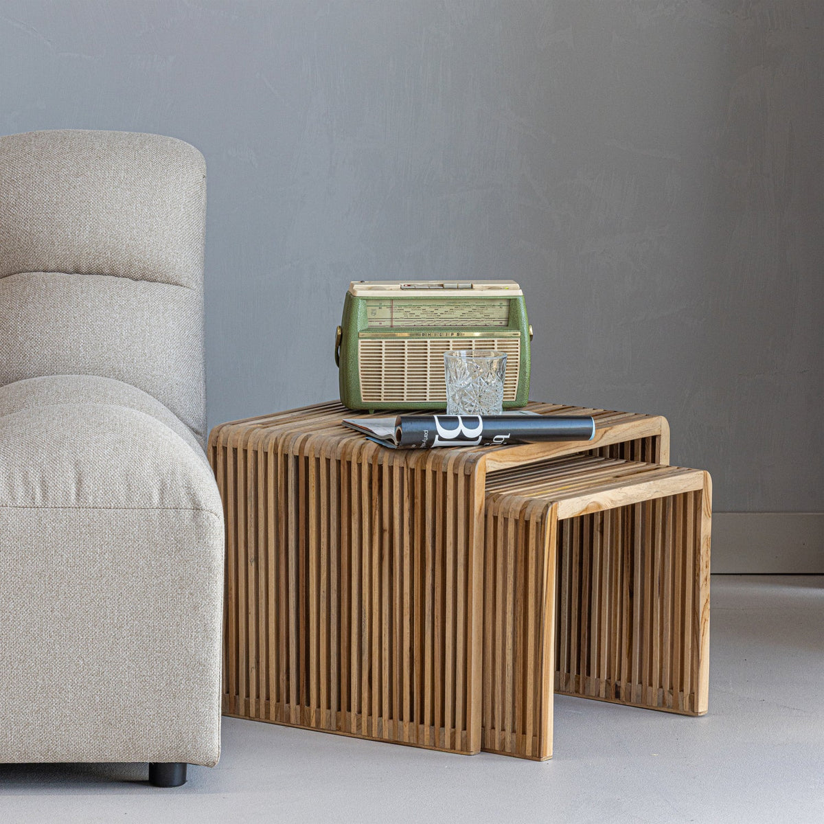 Set 2 tavolini in legno di teak Jasmijn