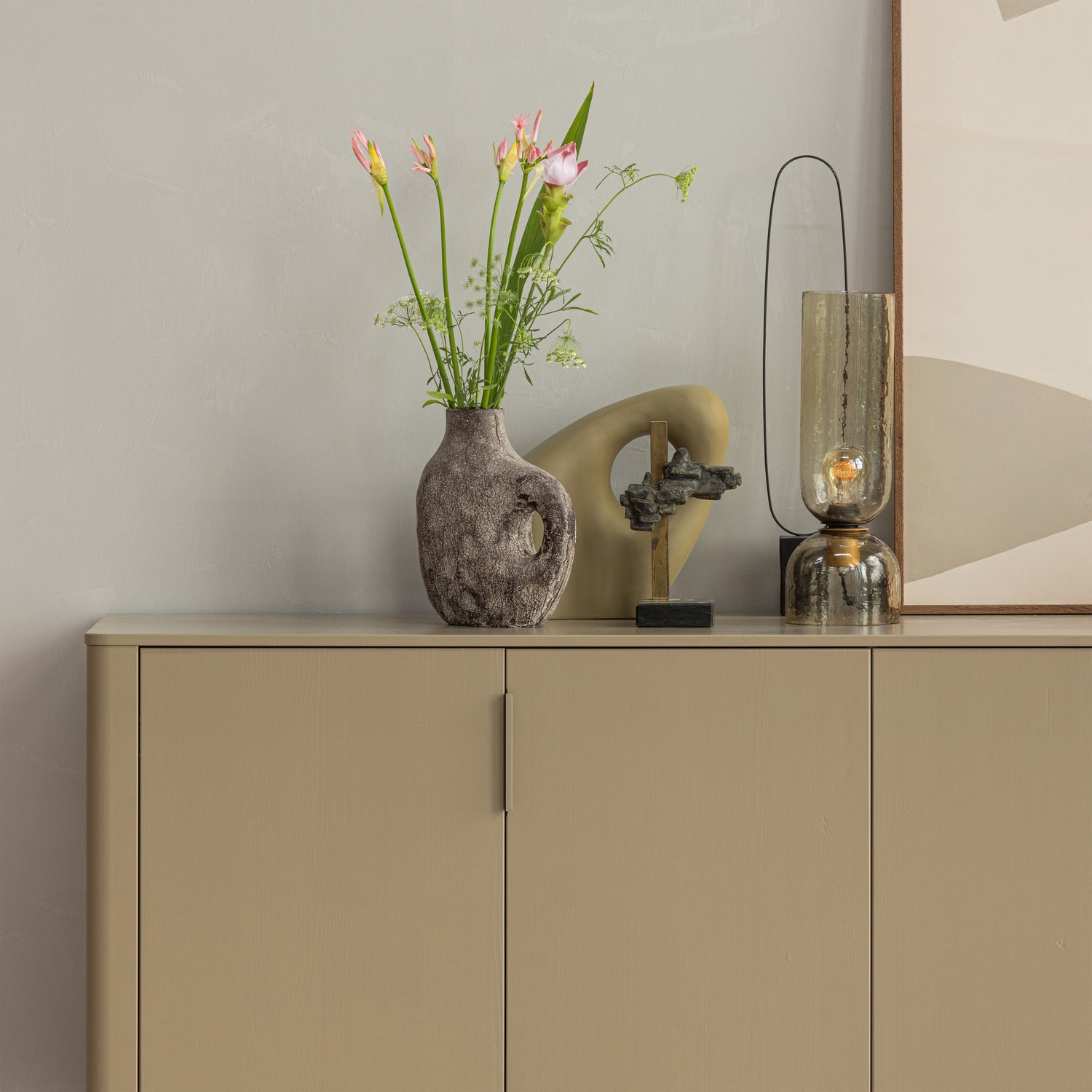 Lampada da tavolo in vetro beige Zuri 38x15 cm