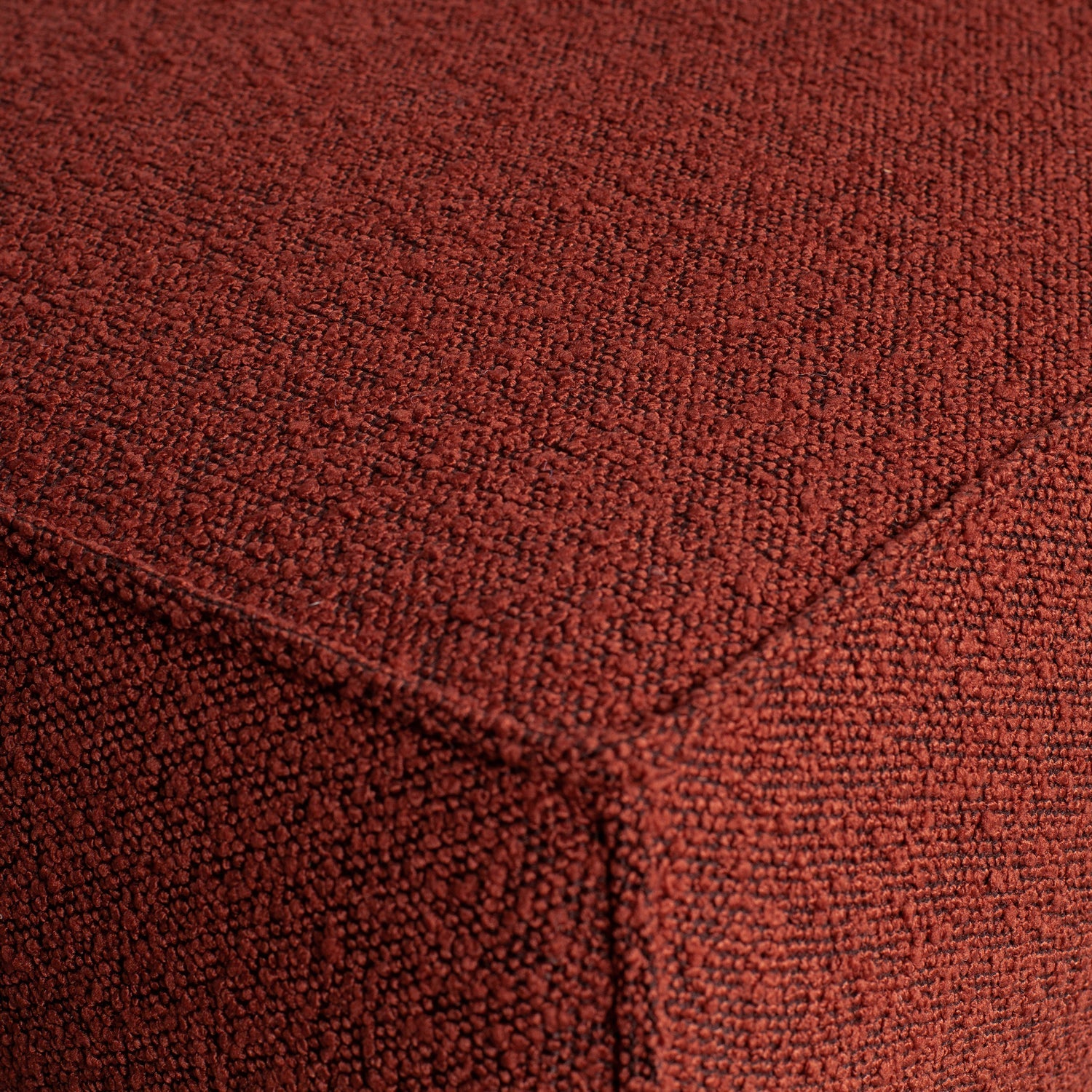 Poggiapiedi in tessuto bouclé Statement 80x40 cm