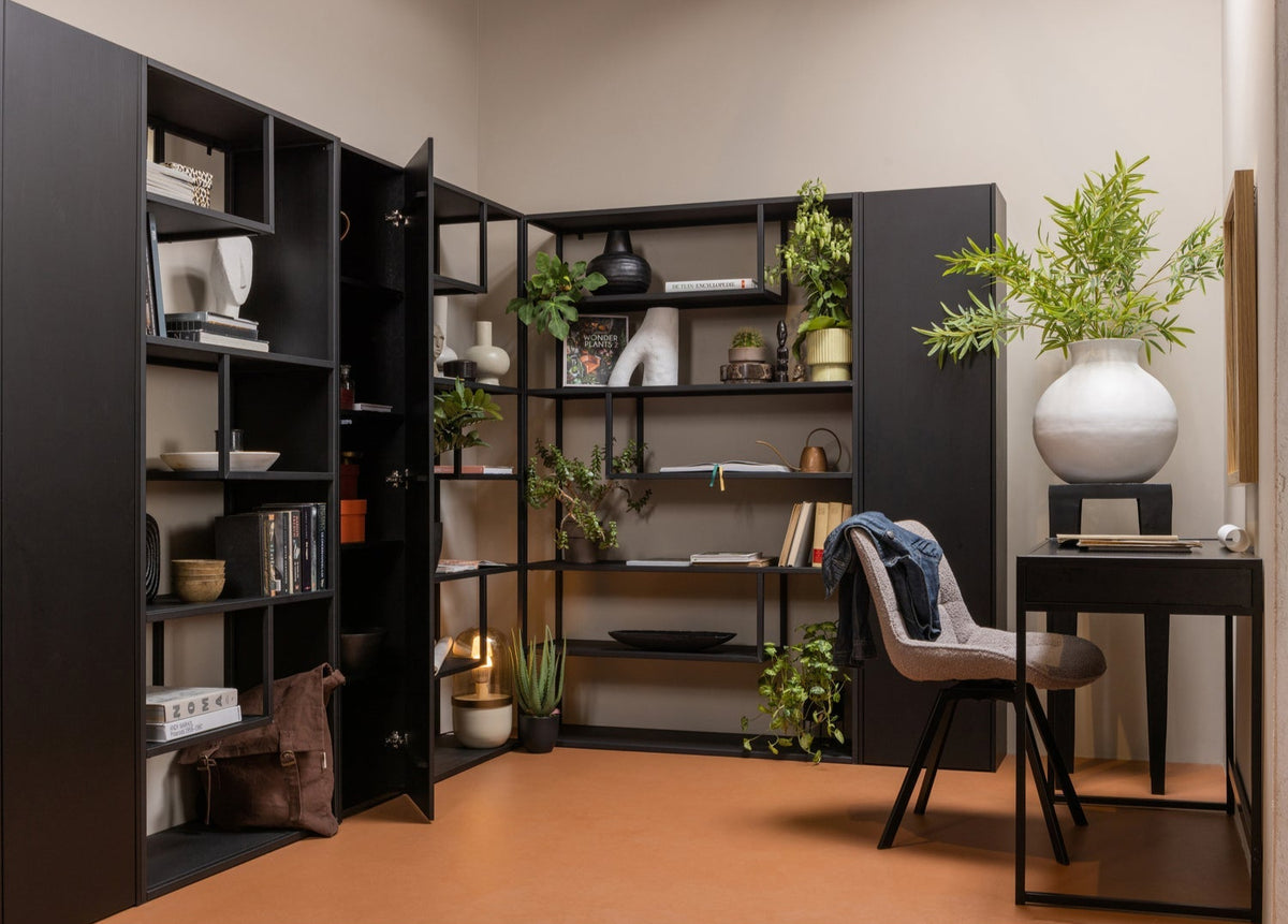 Credenza 1 anta in legno di pino nero opaco Teun 188x44 cm