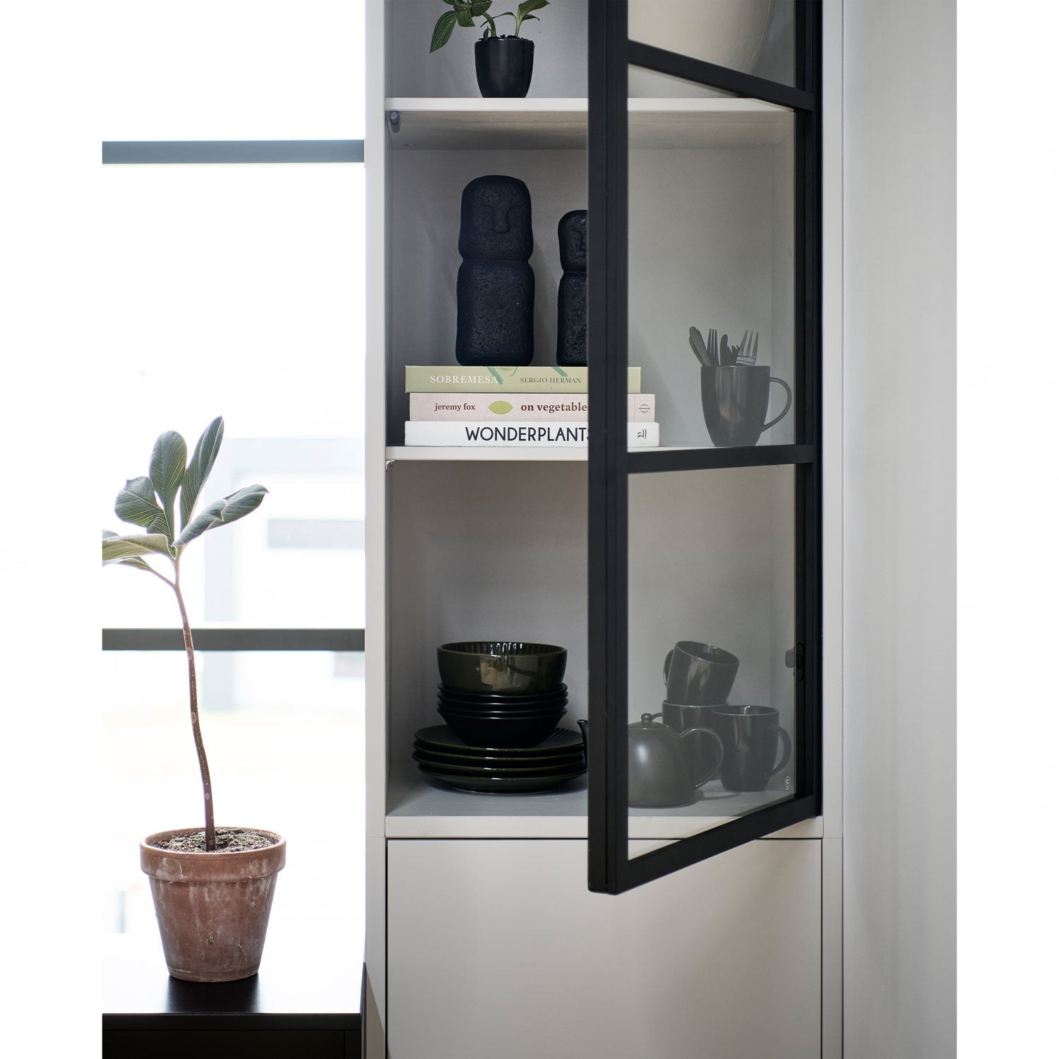 Vetrina 2 ante in pino grigio nebbia Basic 230x52,5 cm