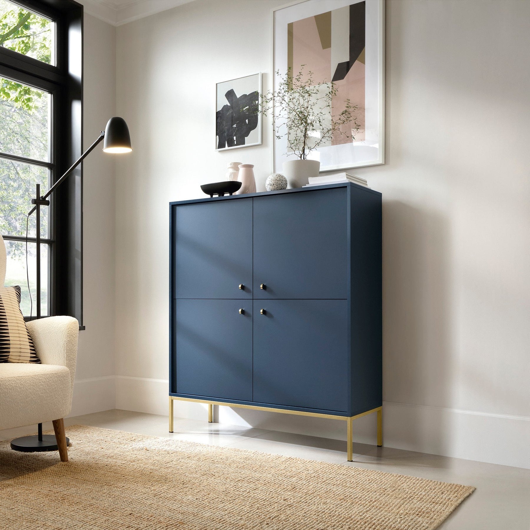 Credenza con piedi in ferro 4 ante in legno laminato Canterno 104x125 cm