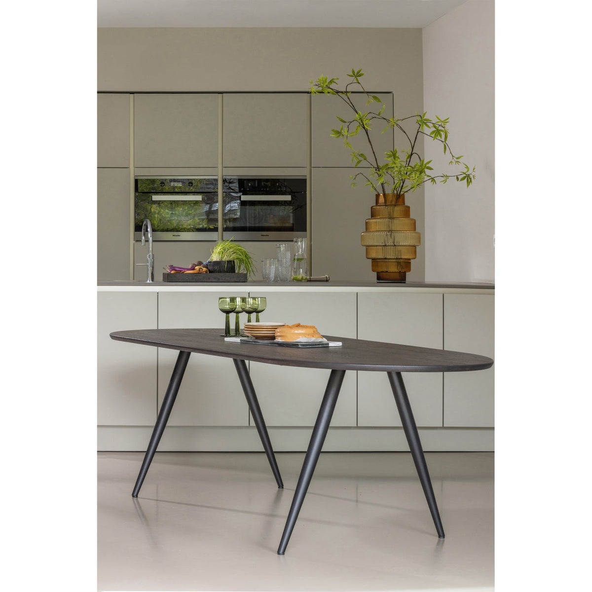 Tavolo da pranzo ovale Tavio 219x74 cm