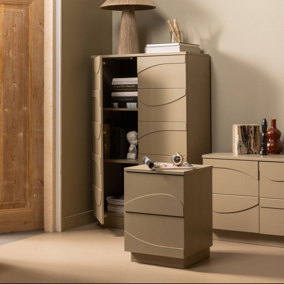 Credenza 2 ante effetto 3D in legno di pino Teo 116x72 cm