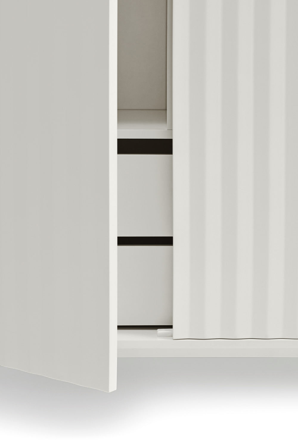 Credenza bianca 2 ante Sierra di Teulat 97x130 cm