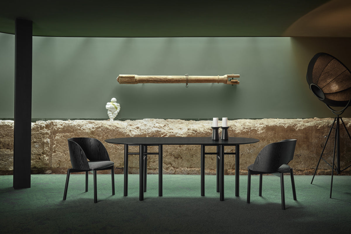 Tavolo 6 posti in legno tinteggiato nero 200x100 cm