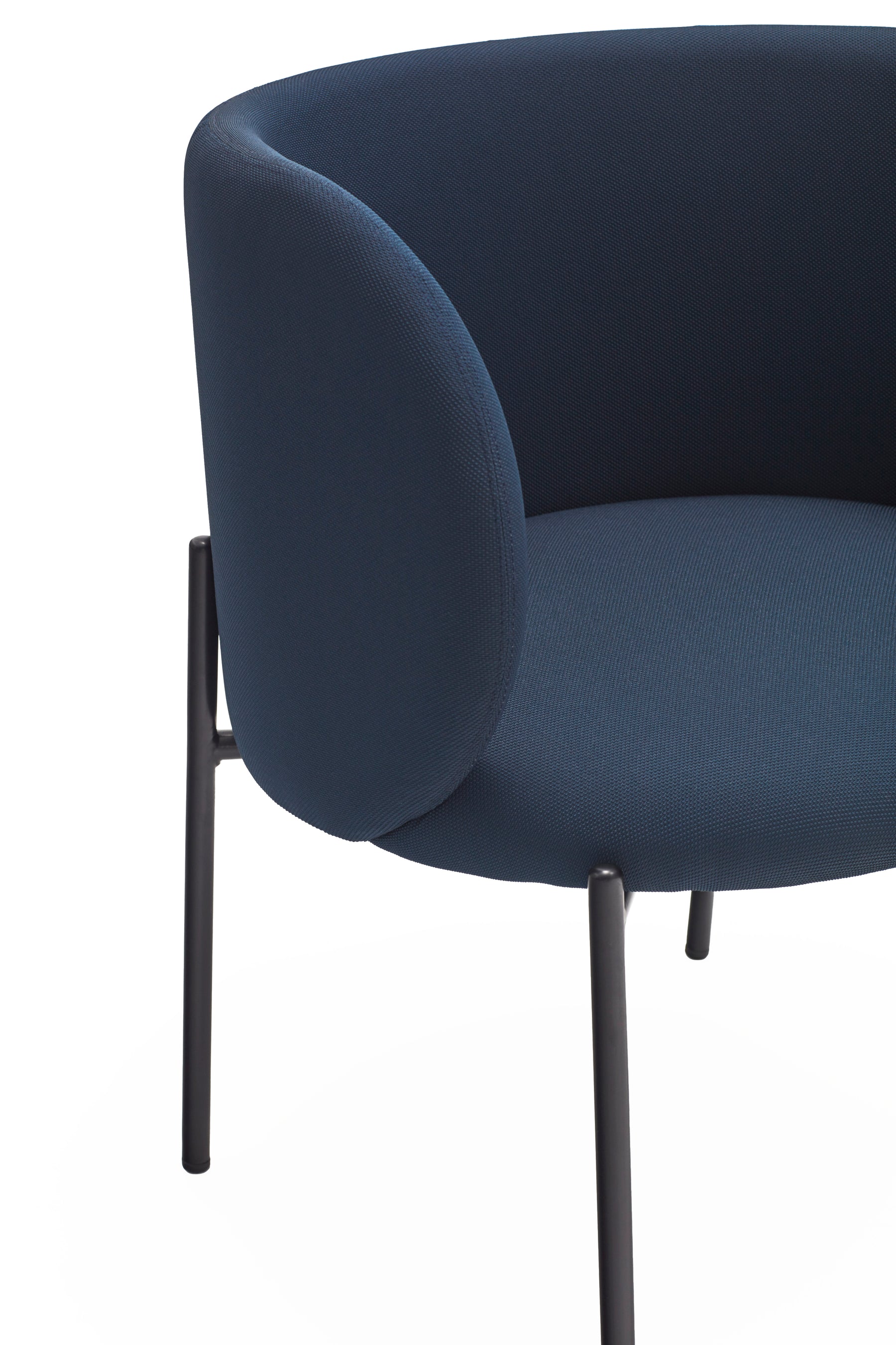 Poltrona in tessuto blu struttura in metallo 66x74 h49