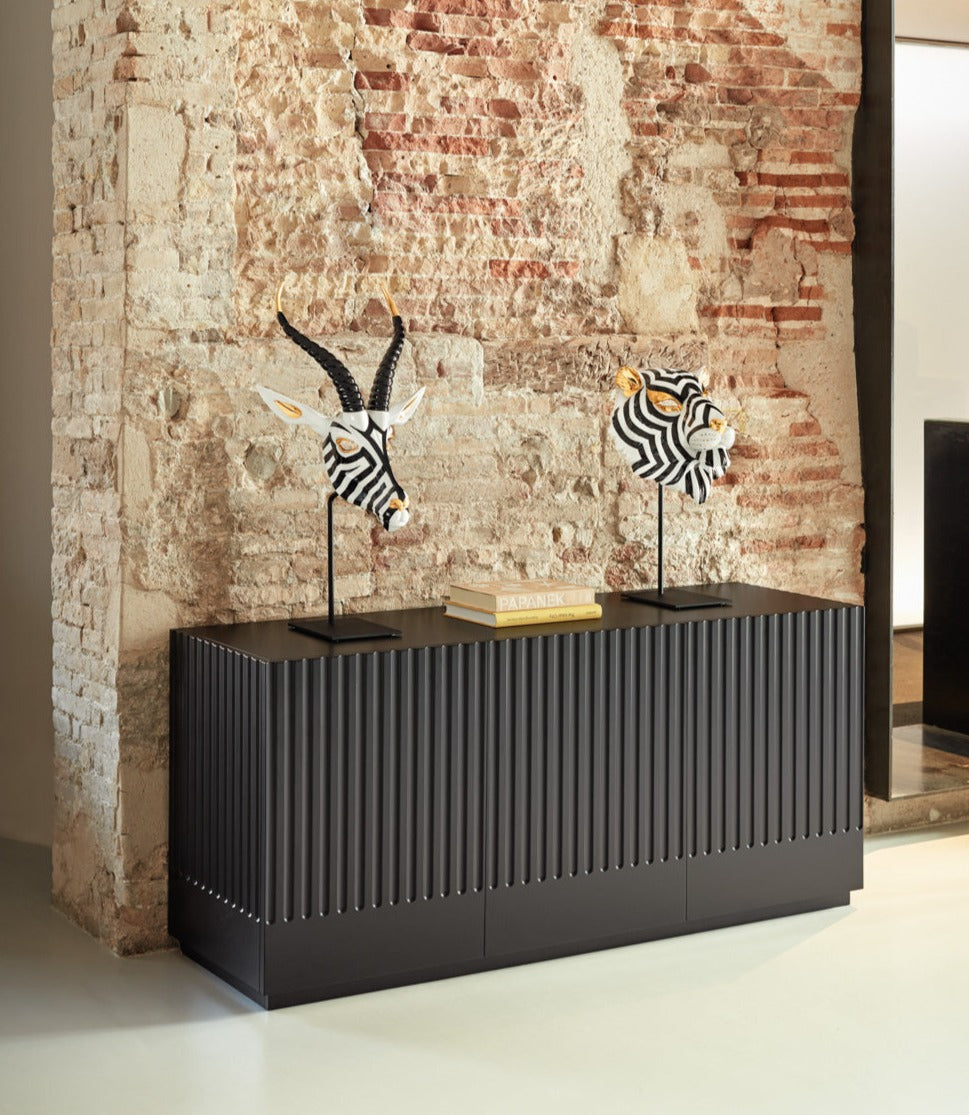 Madia nera 3 ante Doric di Teulat 148x48 cm