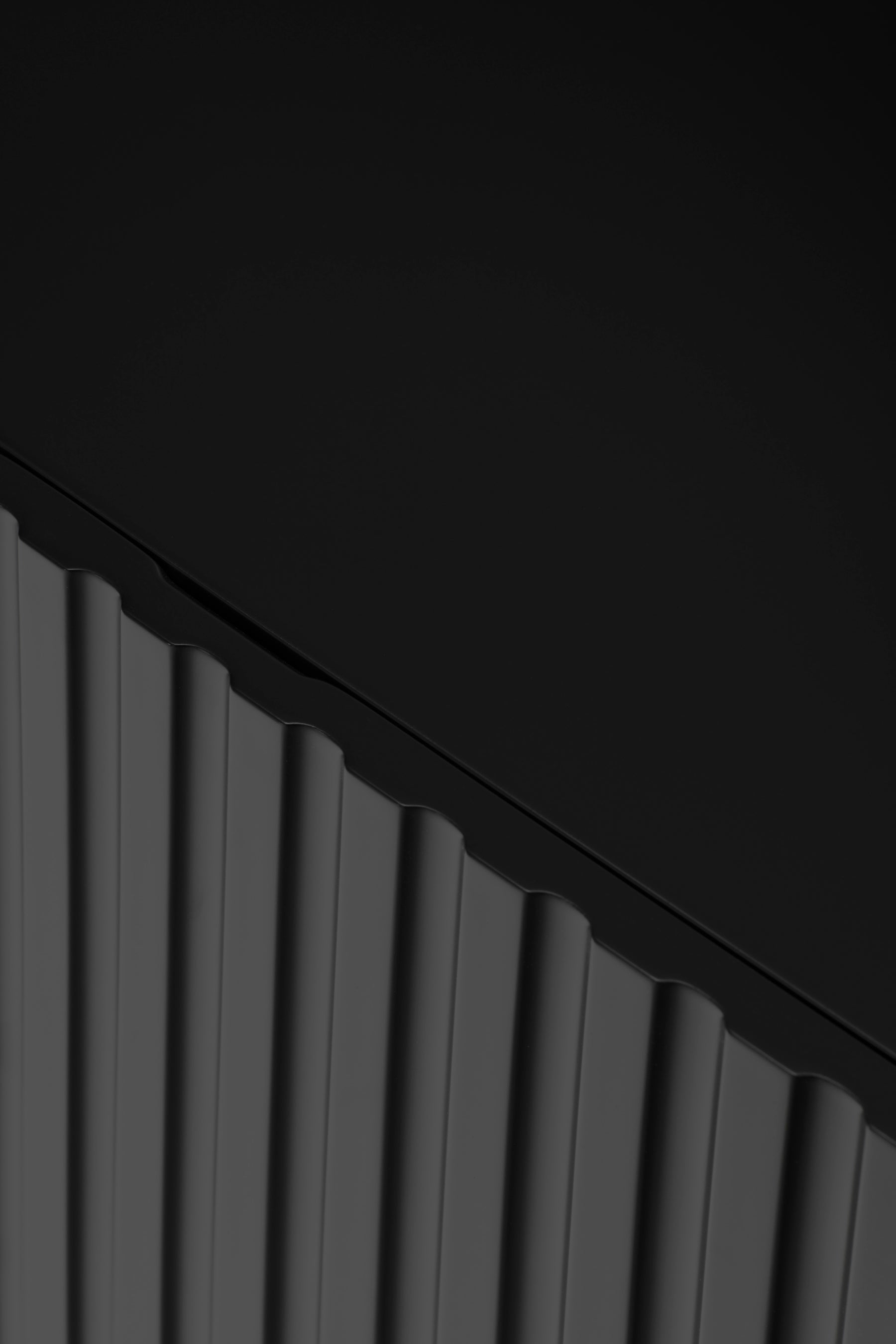 Madia 4 ante nero Doric di Teulat 198x48 cm