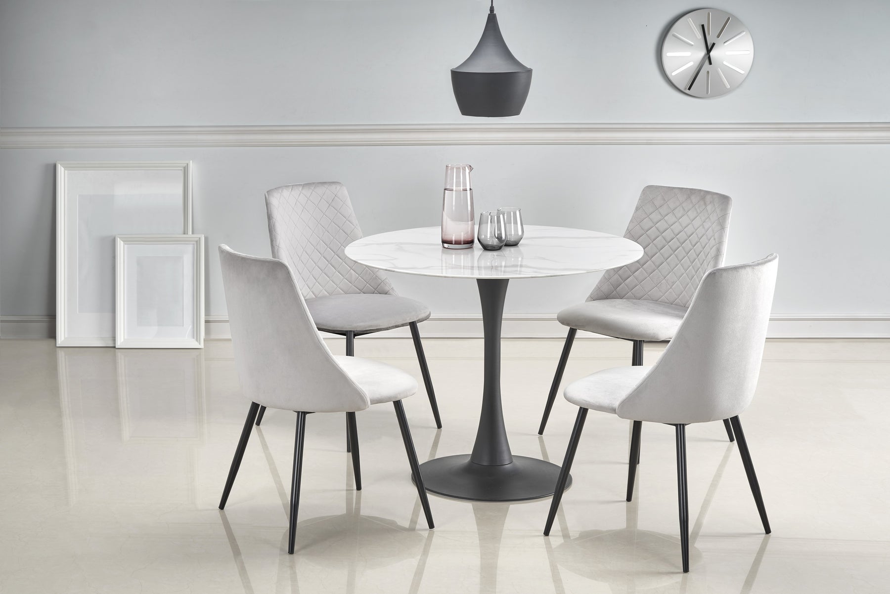 Tavolo tondo vetro effetto marmo bianco con piede in acciaio nero Ambrosio Ø 90 cm