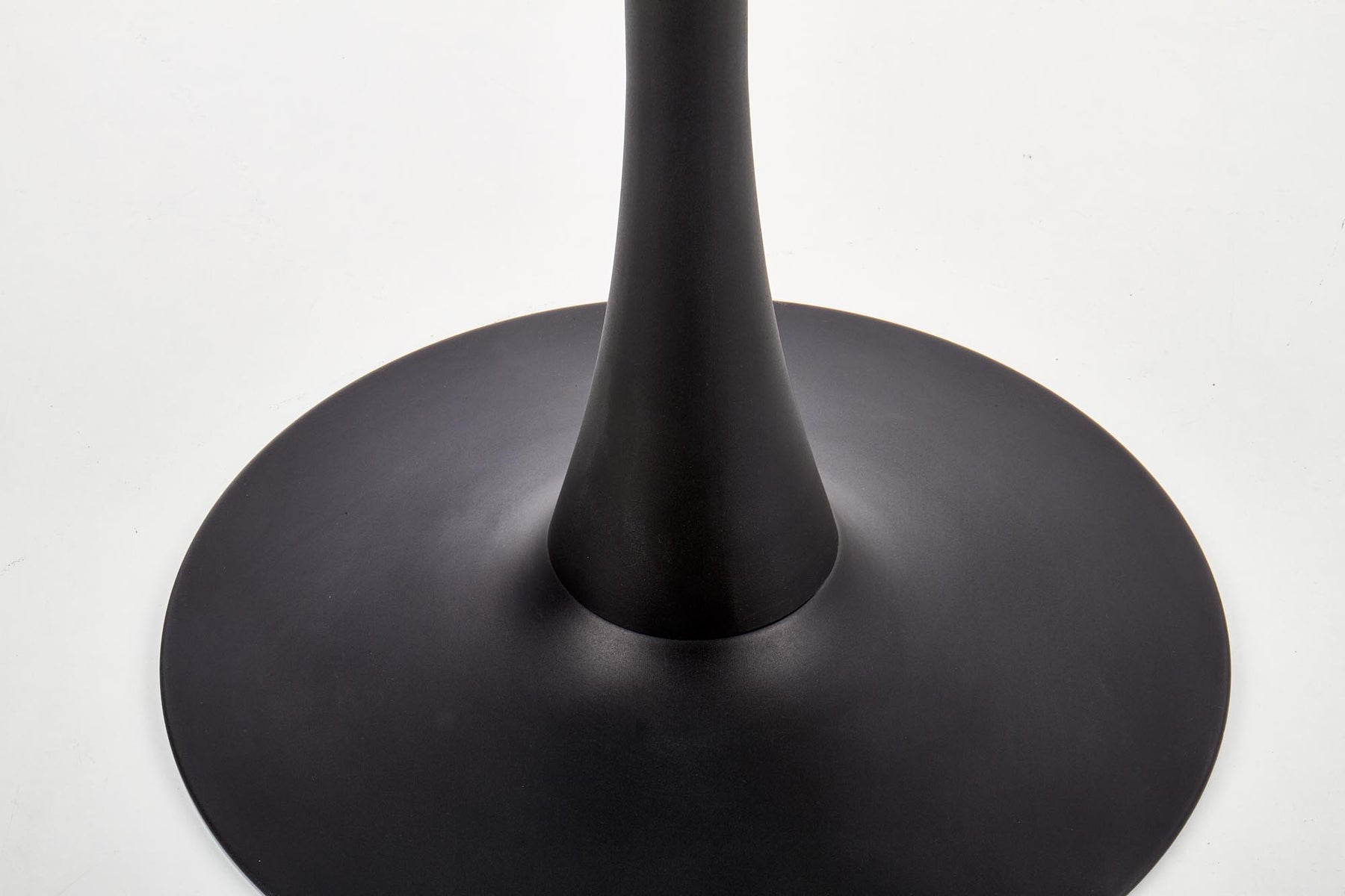 Tavolo tondo vetro effetto marmo bianco con piede in acciaio nero Ambrosio Ø 90 cm