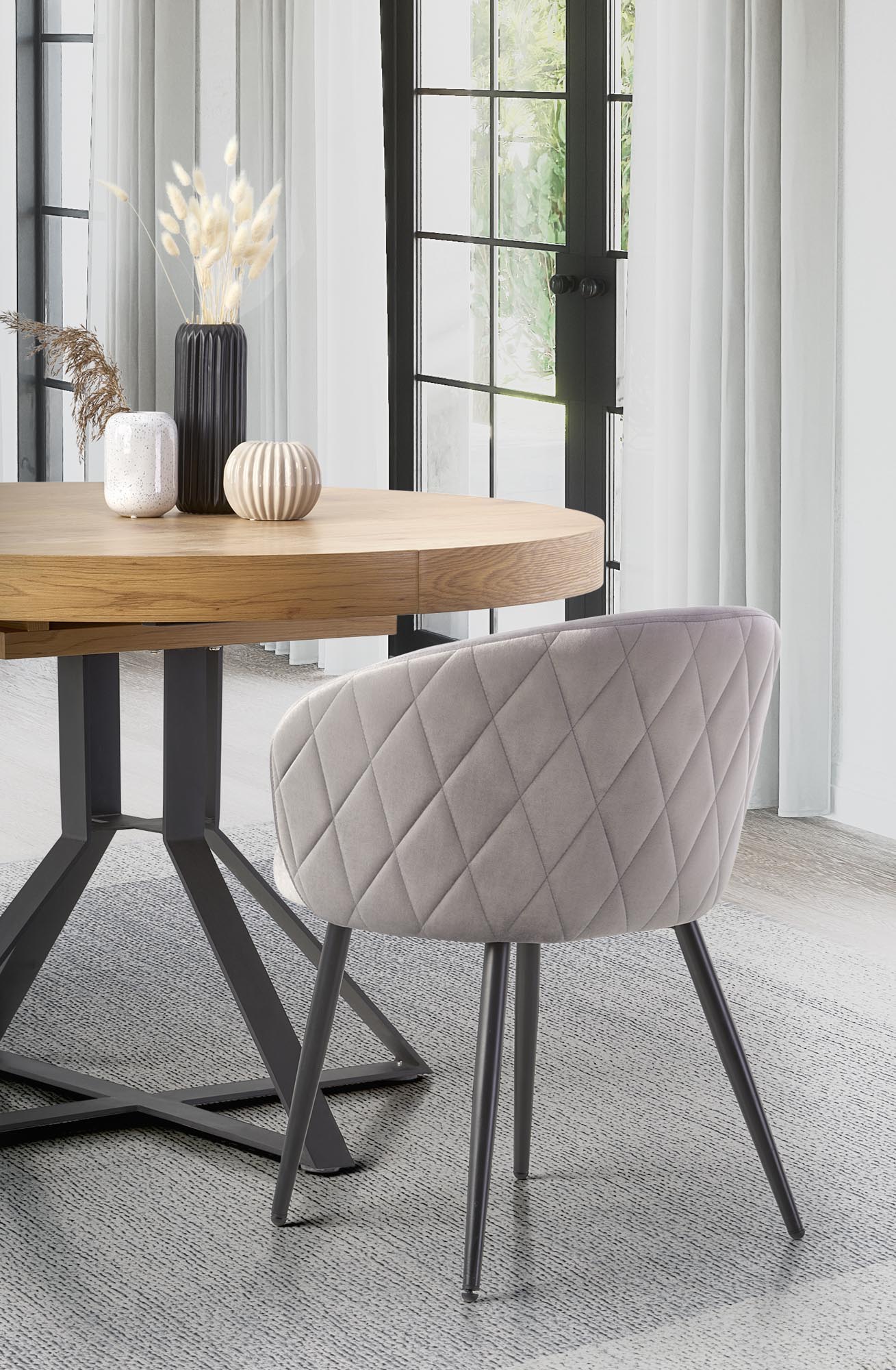 Tavolo tondo allungabile in MDF laminato rovere con gambe in acciaio nero Mercy Ø 120 cm - allungabile a 160cm