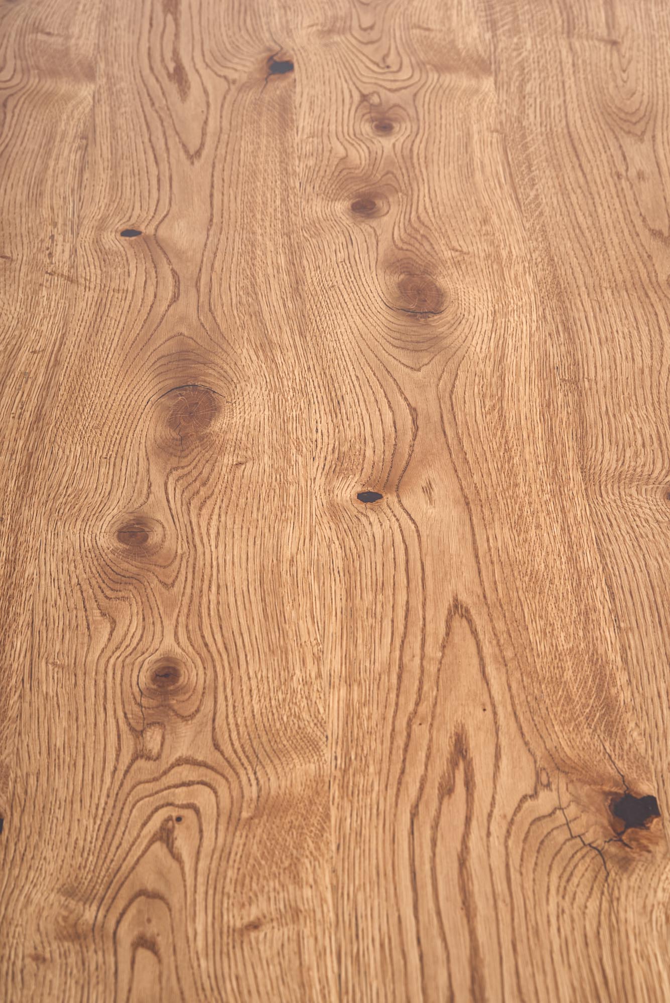 Tavolo allungabile in legno impiallacciato rovere con gambe in acciaio nero Perez 160x90 cm - allungabile a 250 cm