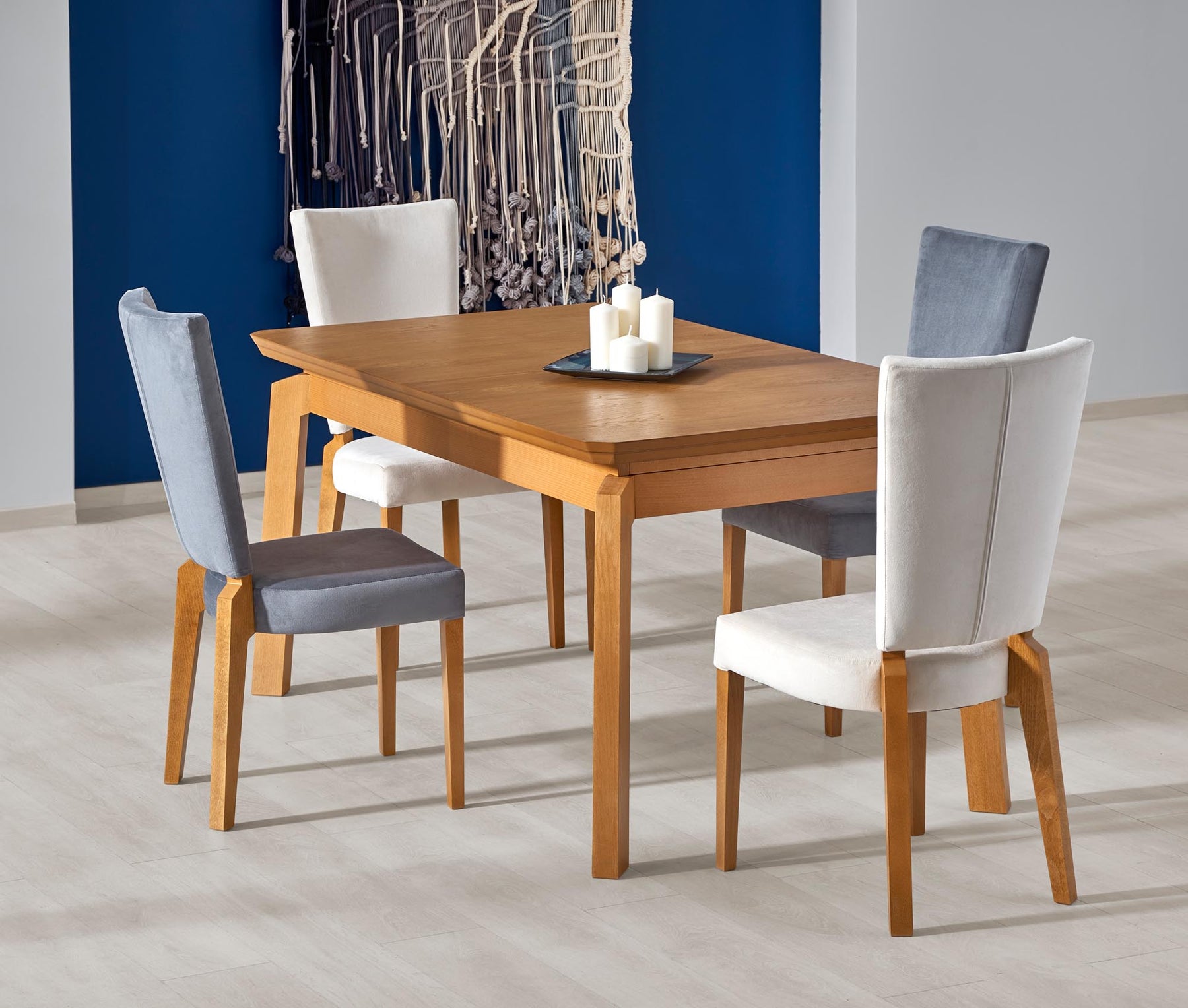 Tavolo allungabile in legno impiallacciato rovere con gambe in legno massello Rois 160x90 cm - allungabile fino a 250 cm