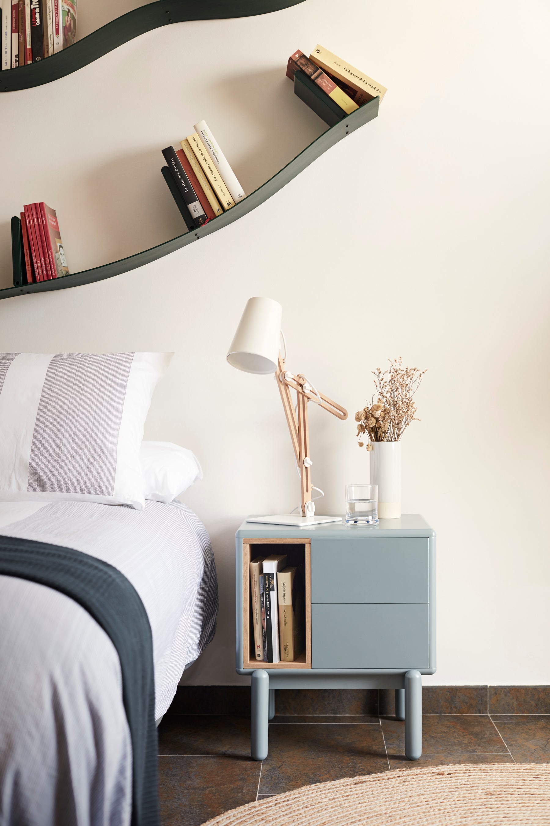 Comodino 2 cassetti Grigio Perla Corvo di Teulat 48x35 cm