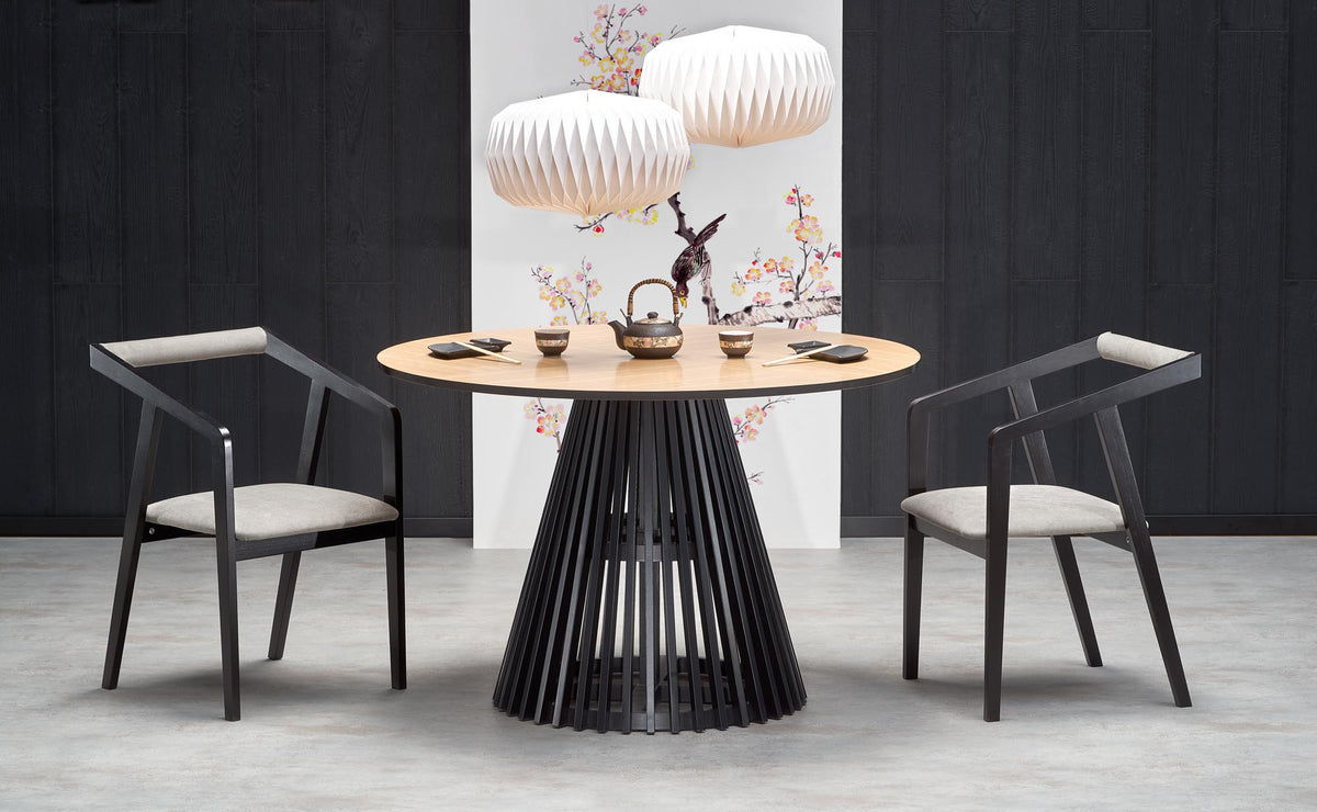 Tavolo tondo in MDF impiallacciato rovere e piede nero Miyaki Ø 120 cm