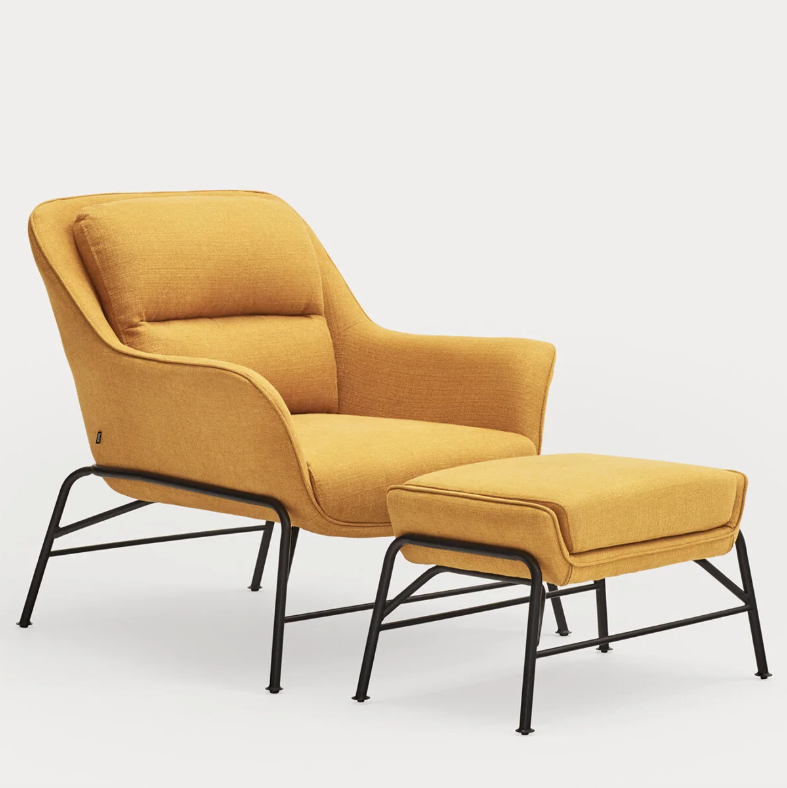 Poggiapiedi in tessuto con struttura in metallo Senape per poltrona Sadira