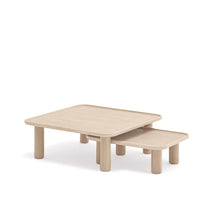 Set tavolini in legno naturale Nest di Teulat 79x79 h31 cm