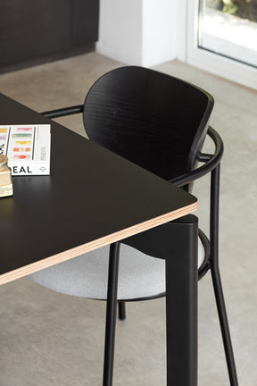 Sedia in legno e metallo nero con cuscino Eclipse di Teulat 55x50 h47 cm