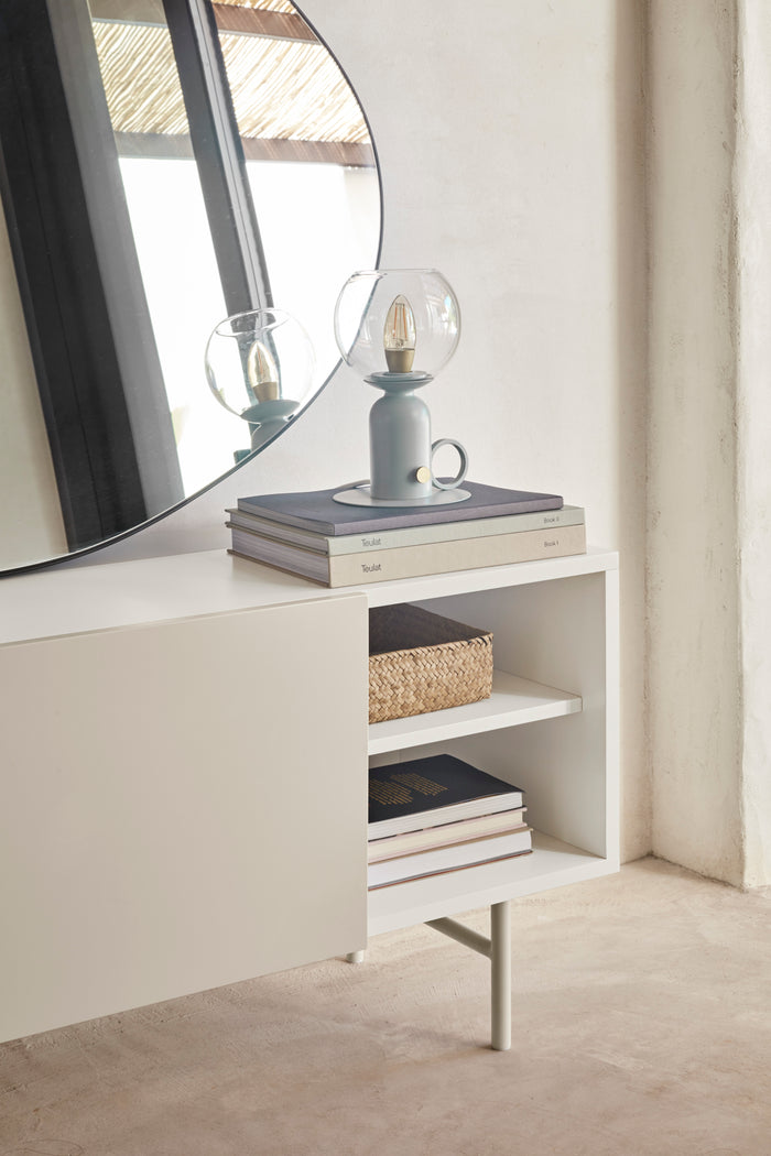 Mobile TV 2 ante e 2 cassetti laccato con piede in ferro Nube di Teulat 180x56 cm