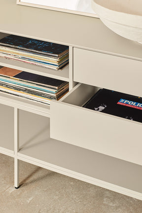 Mobile TV 2 ante 2 cassetti con gambe in metallo Platt 178x74 cm