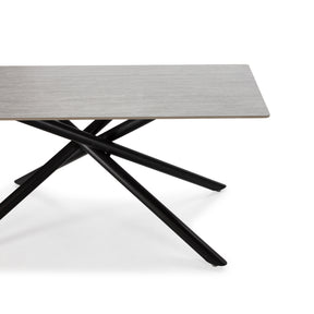 Tavolo rettangolare con gamba in metallo nero Saky 160x75 cm