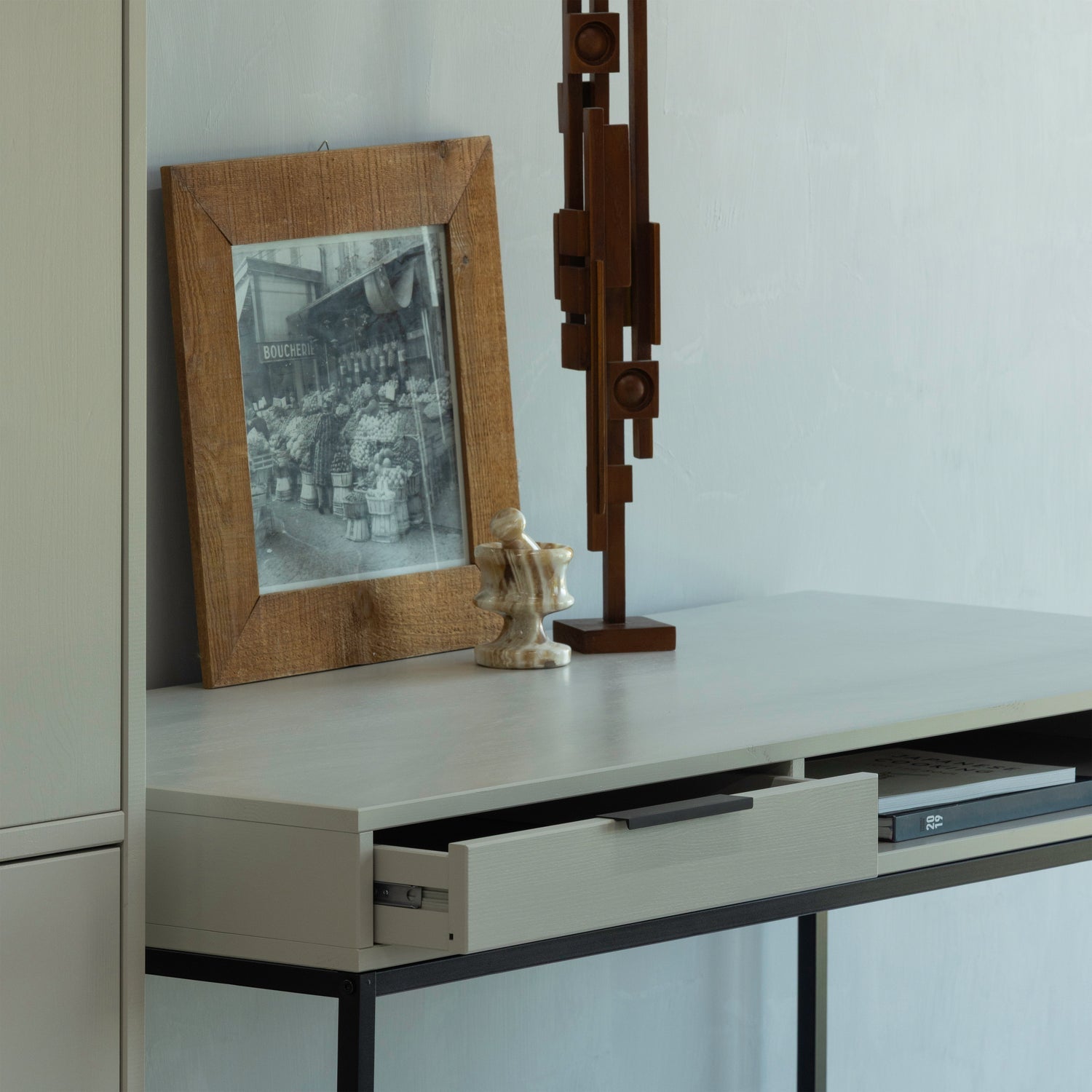 Scrivania 1 cassetto in legno di pino Nore 130x75 cm