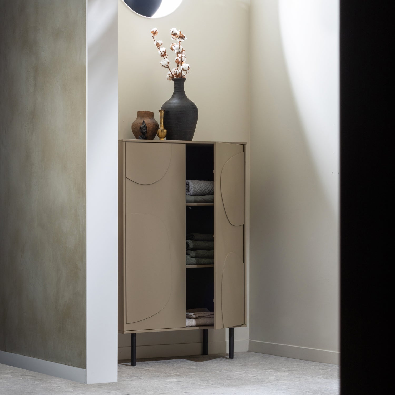 Credenza 2 ante in legno di pino Cadiz 135x85 cm