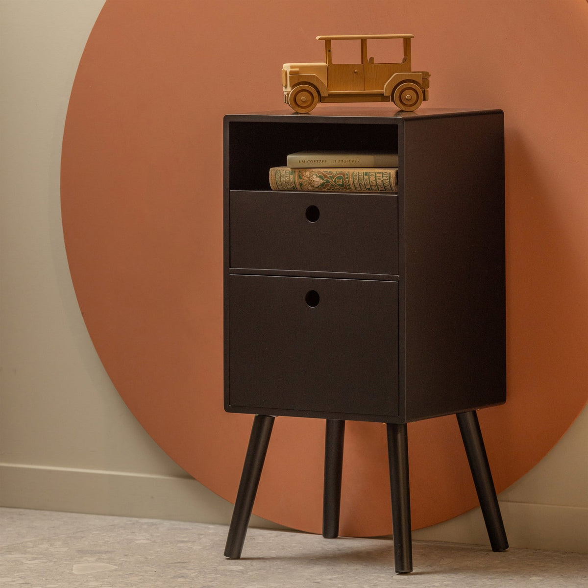 Comodino in legno nero Ozzy 75x36 cm