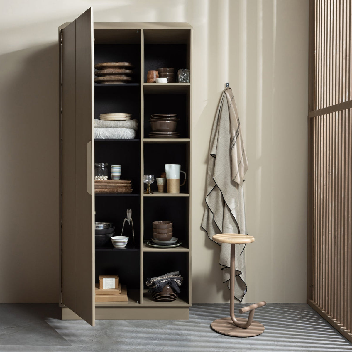 Credenza 1 anta in legno di pino Lowen 221x100 cm