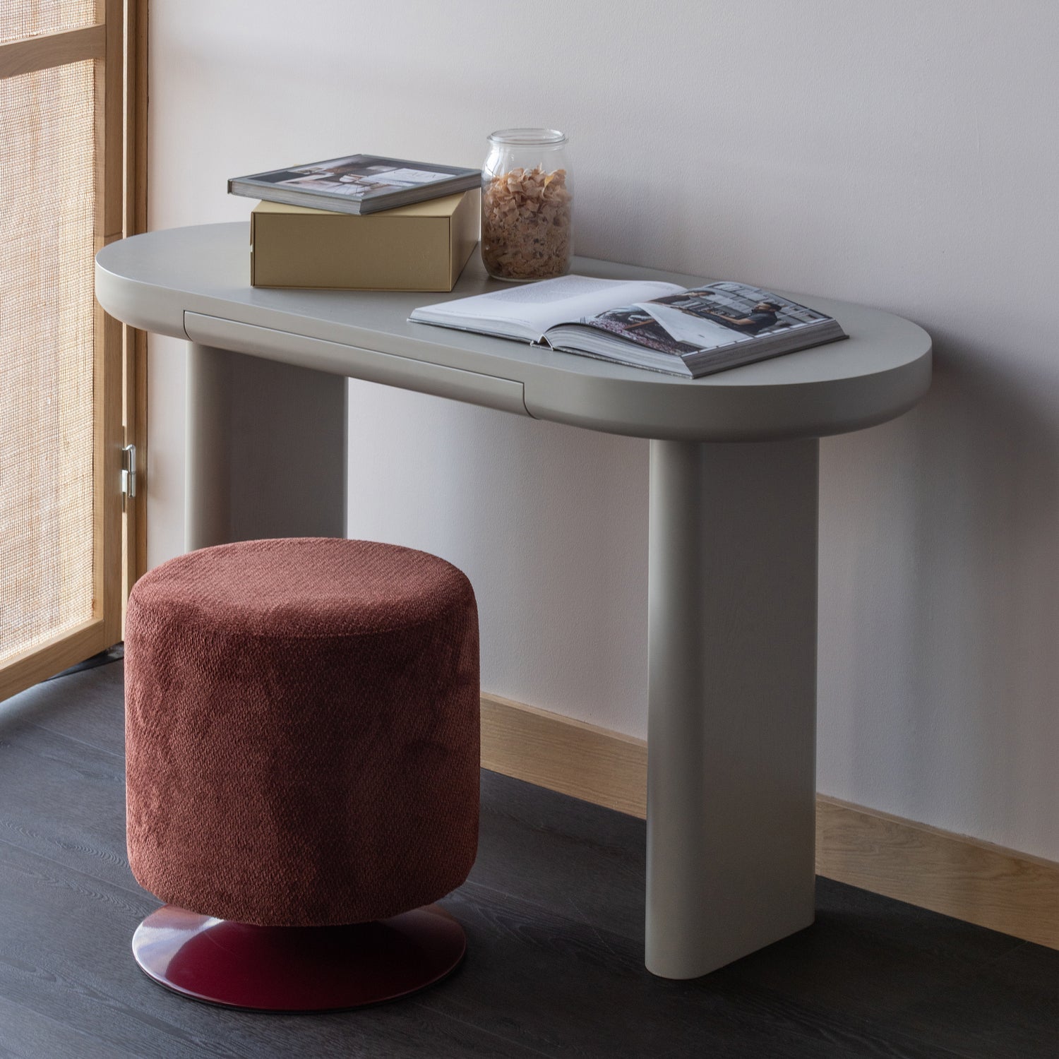 Pouf in tessuto con base girevole Islen 39x47 cm