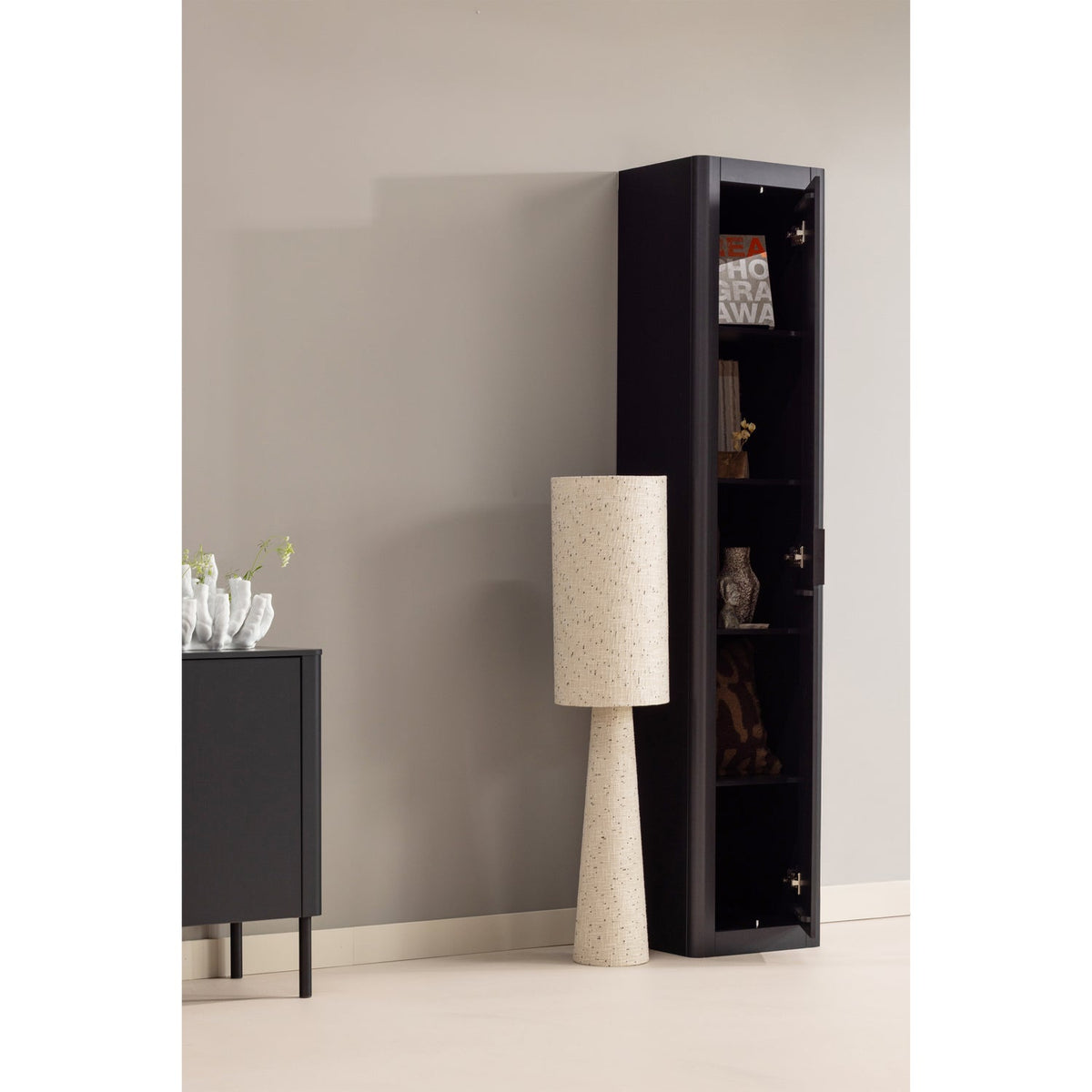 Credenza 1 anta in legno di pino Gunnar 45x217 cm
