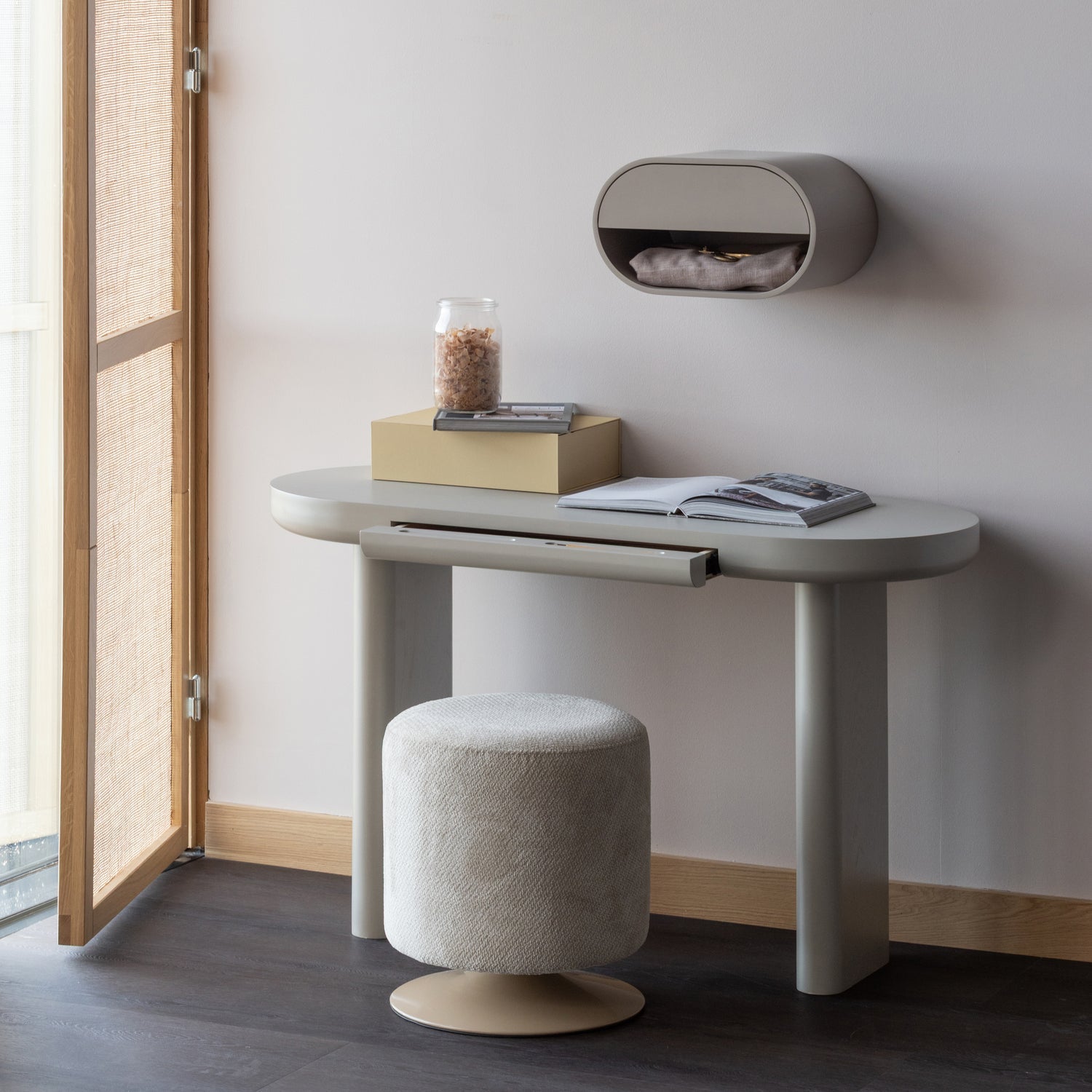 Pouf in tessuto con base girevole Islen 39x47 cm