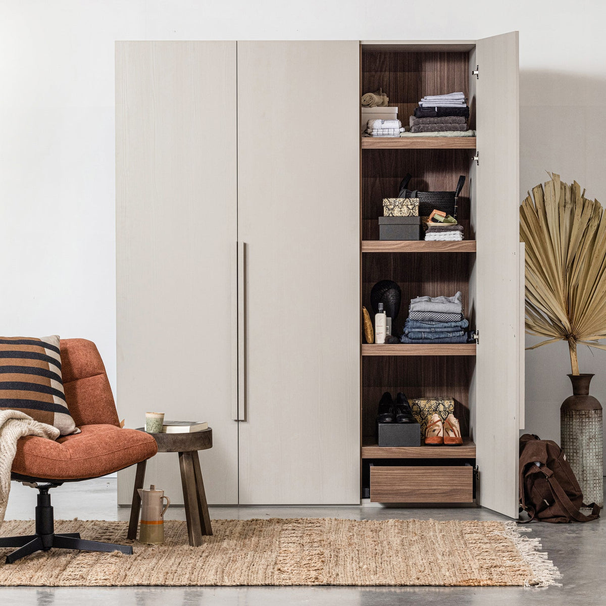 Cappottiera 3 ante 3 cassetti in legno Rens 210x165 cm