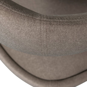Sedia in poliestere con braccioli Range 60x80 cm